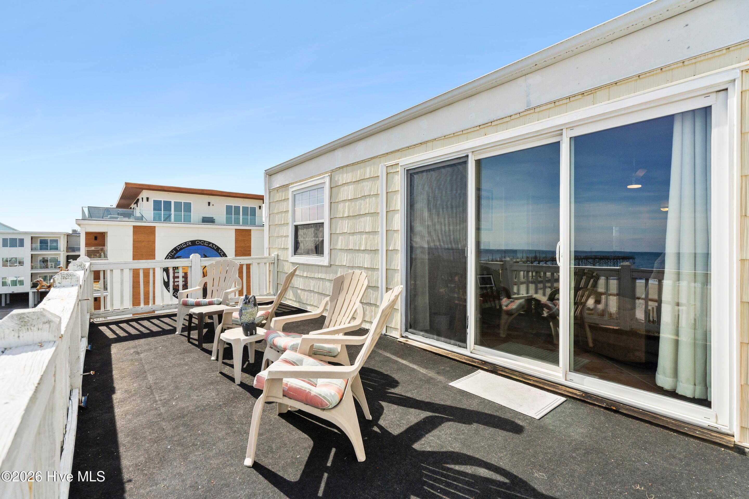 100549000 | Photo 39