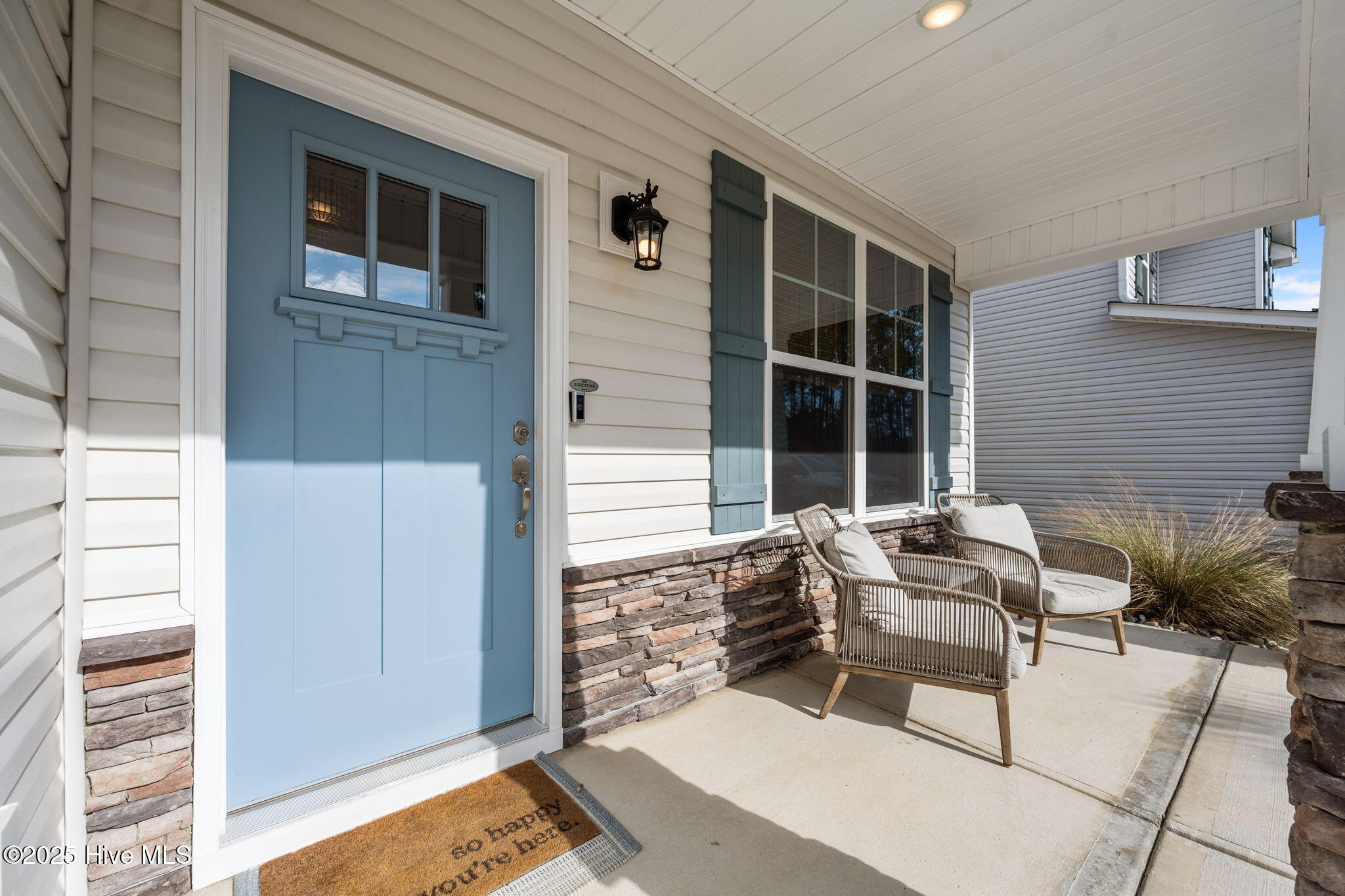 100547025 | Photo 43