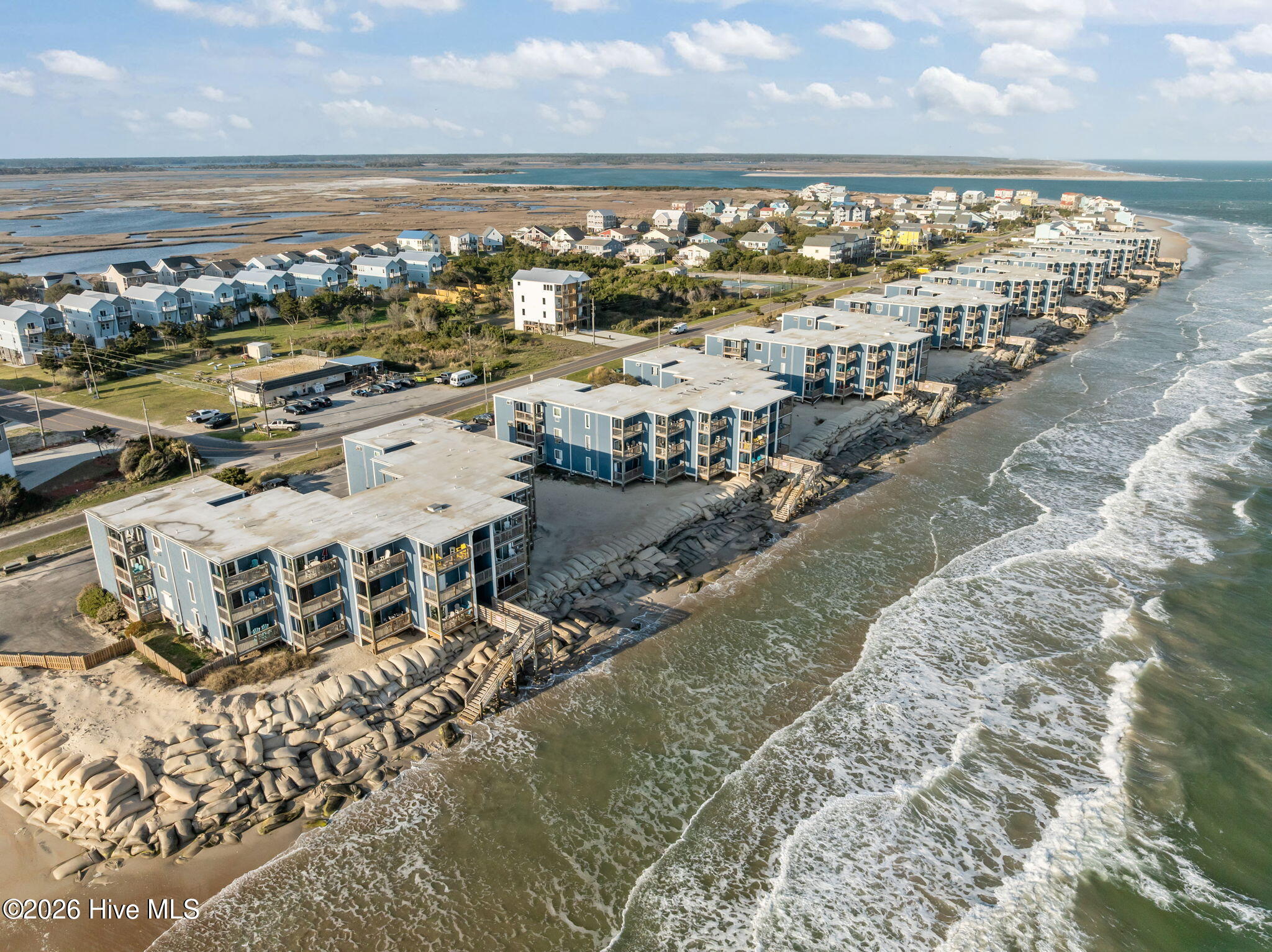 100563730 | Photo 39