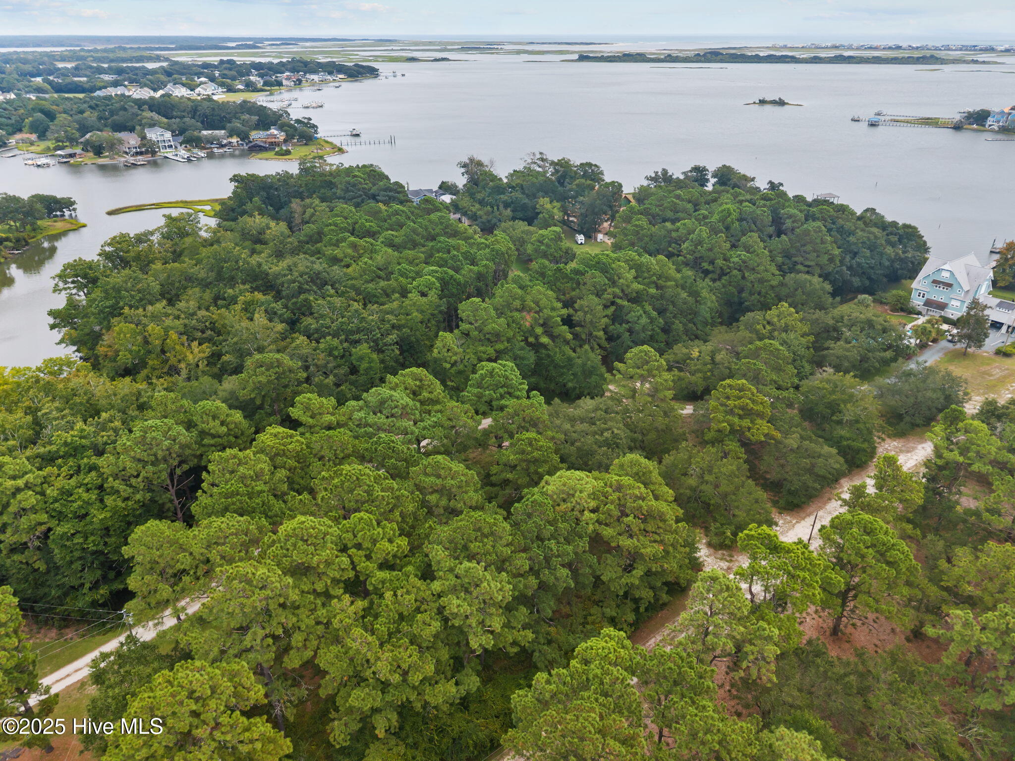 100530050 | Photo 17