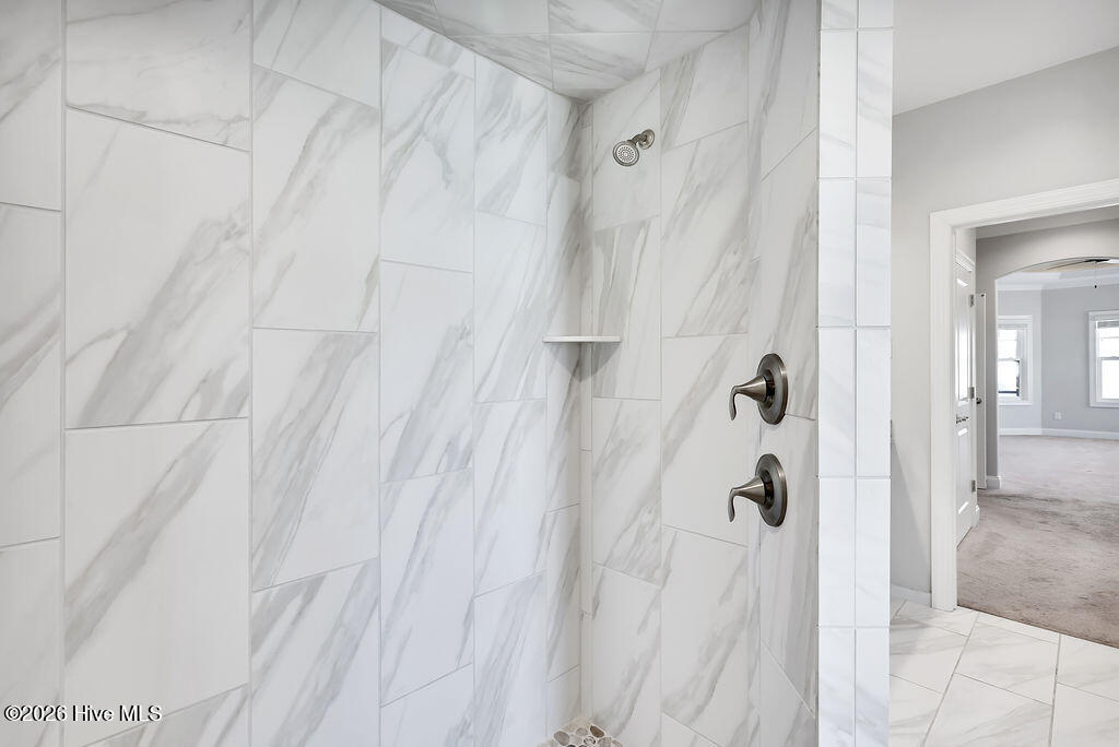 100555055 | Photo 21