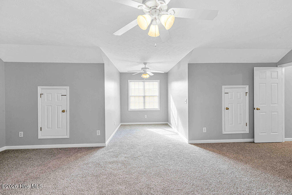 100557733 | Photo 31