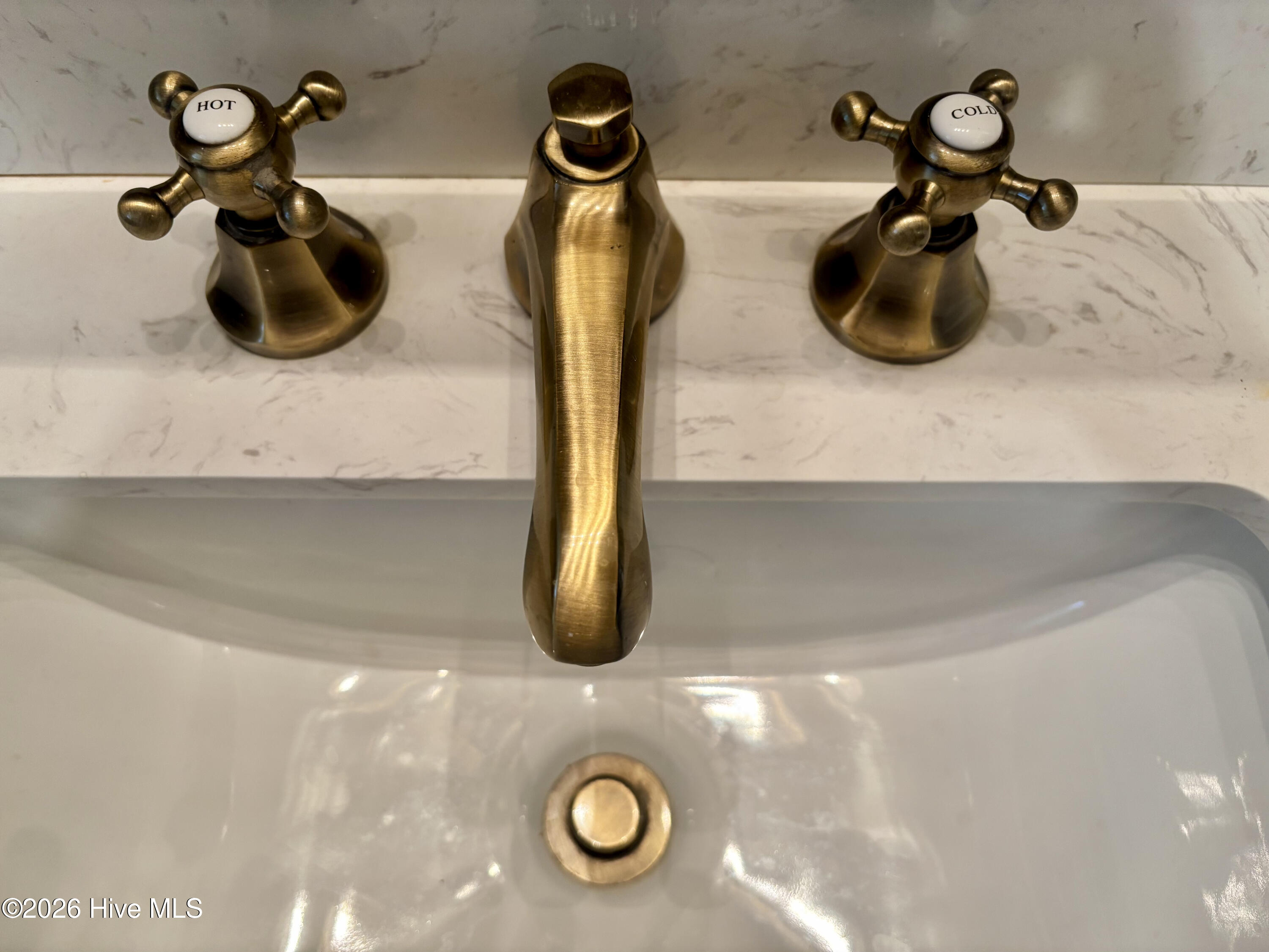 100556581 | Photo 28