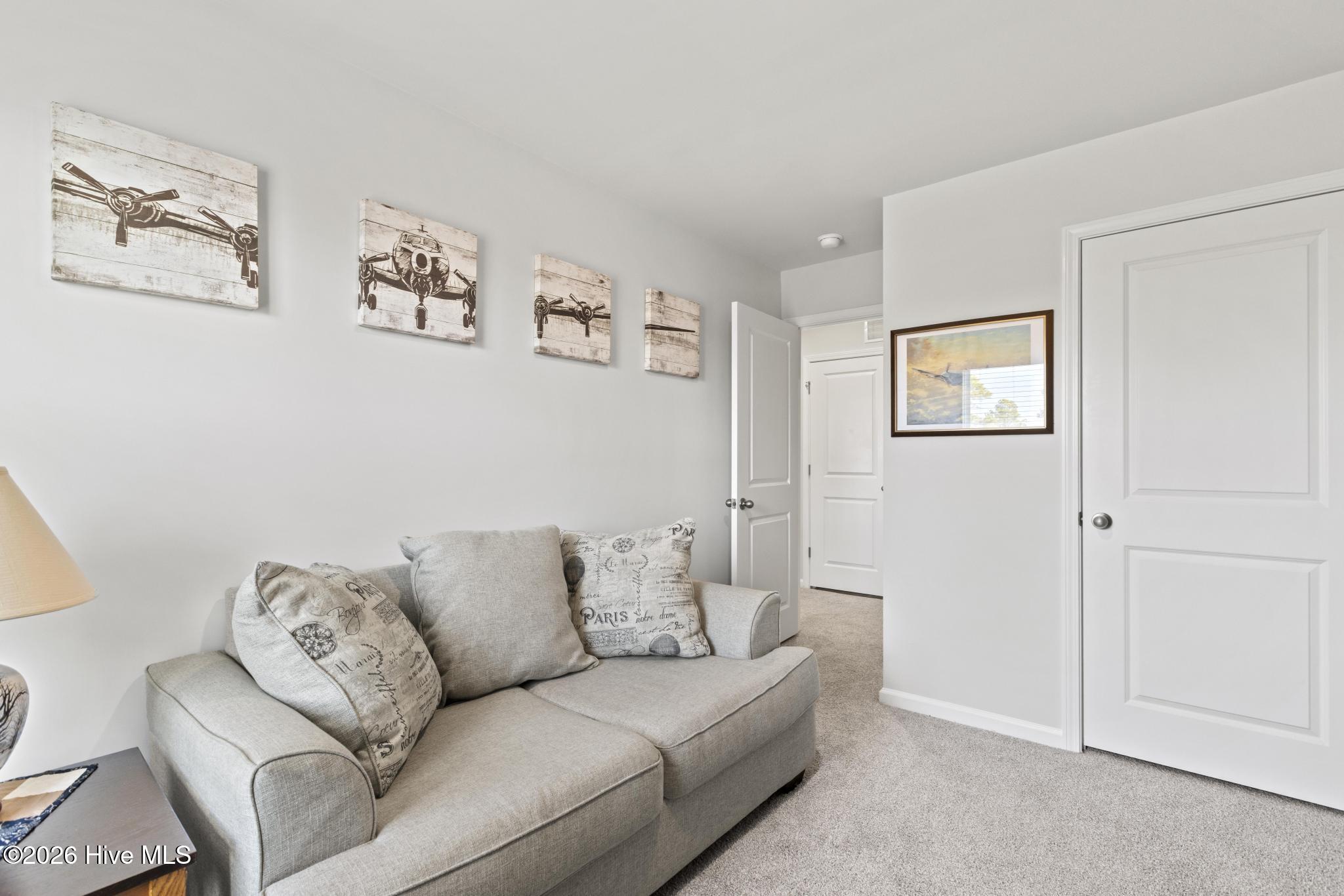 100554269 | Photo 15