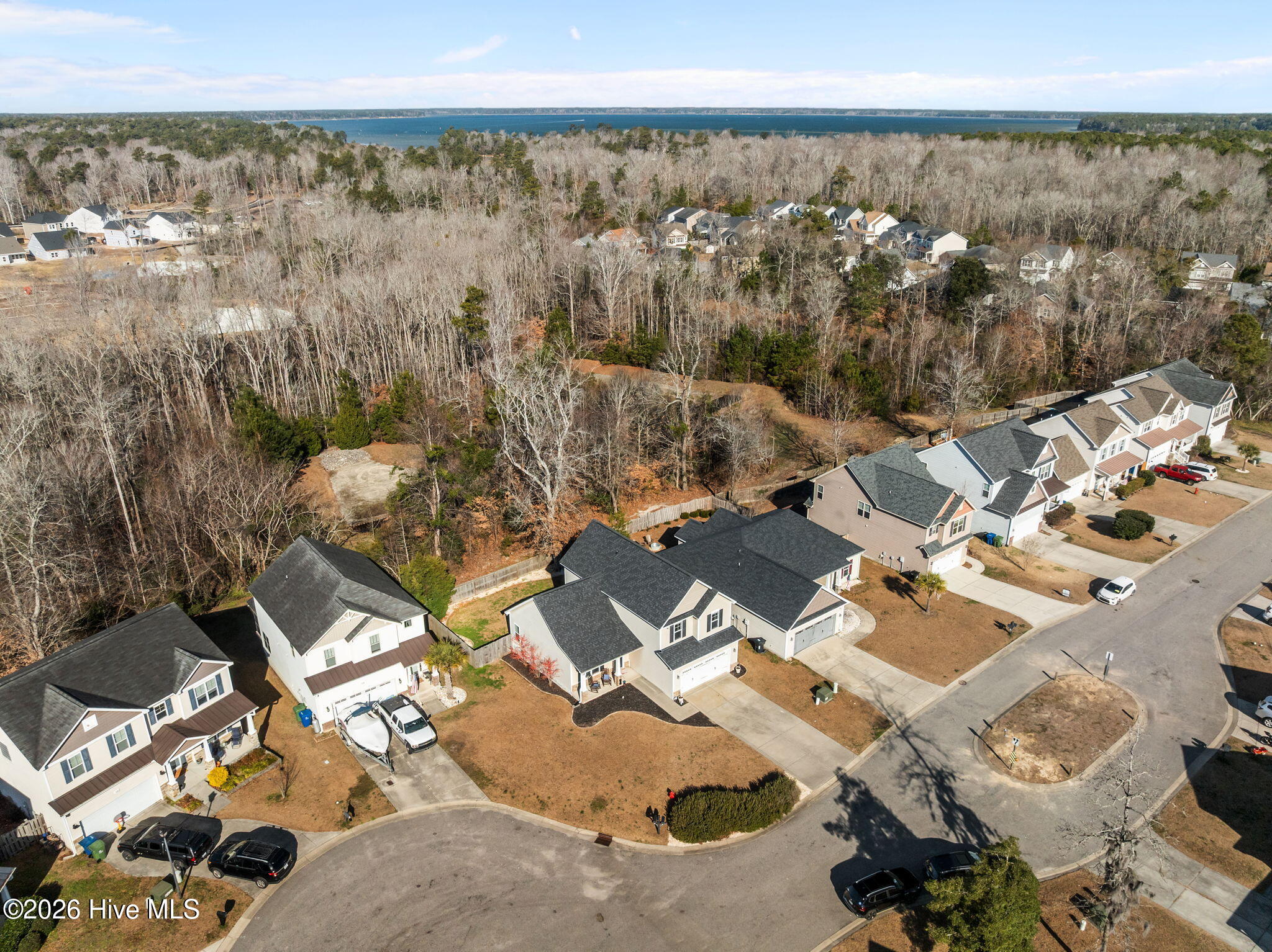 100552889 | Photo 44