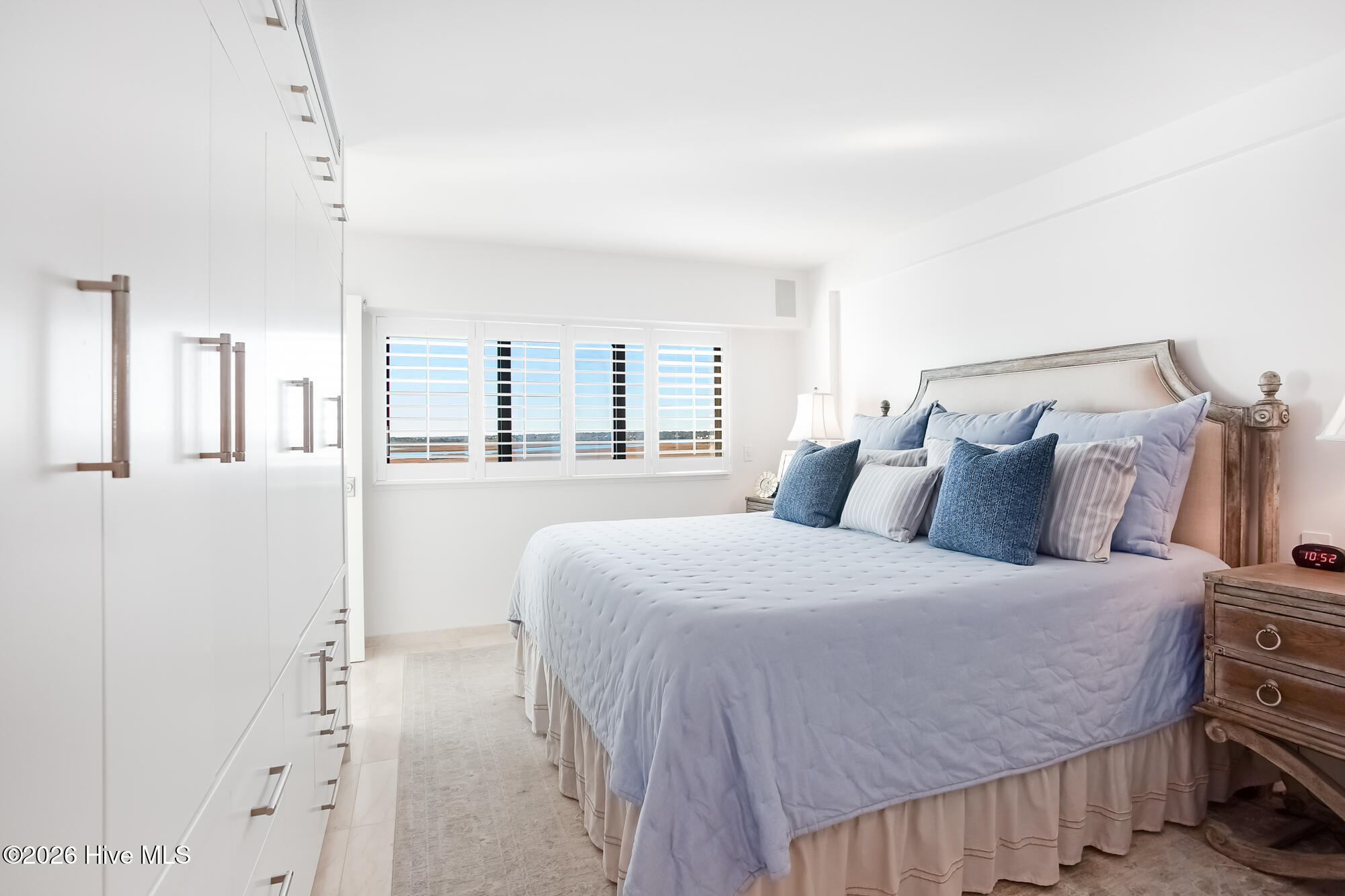 100557997 | Photo 20