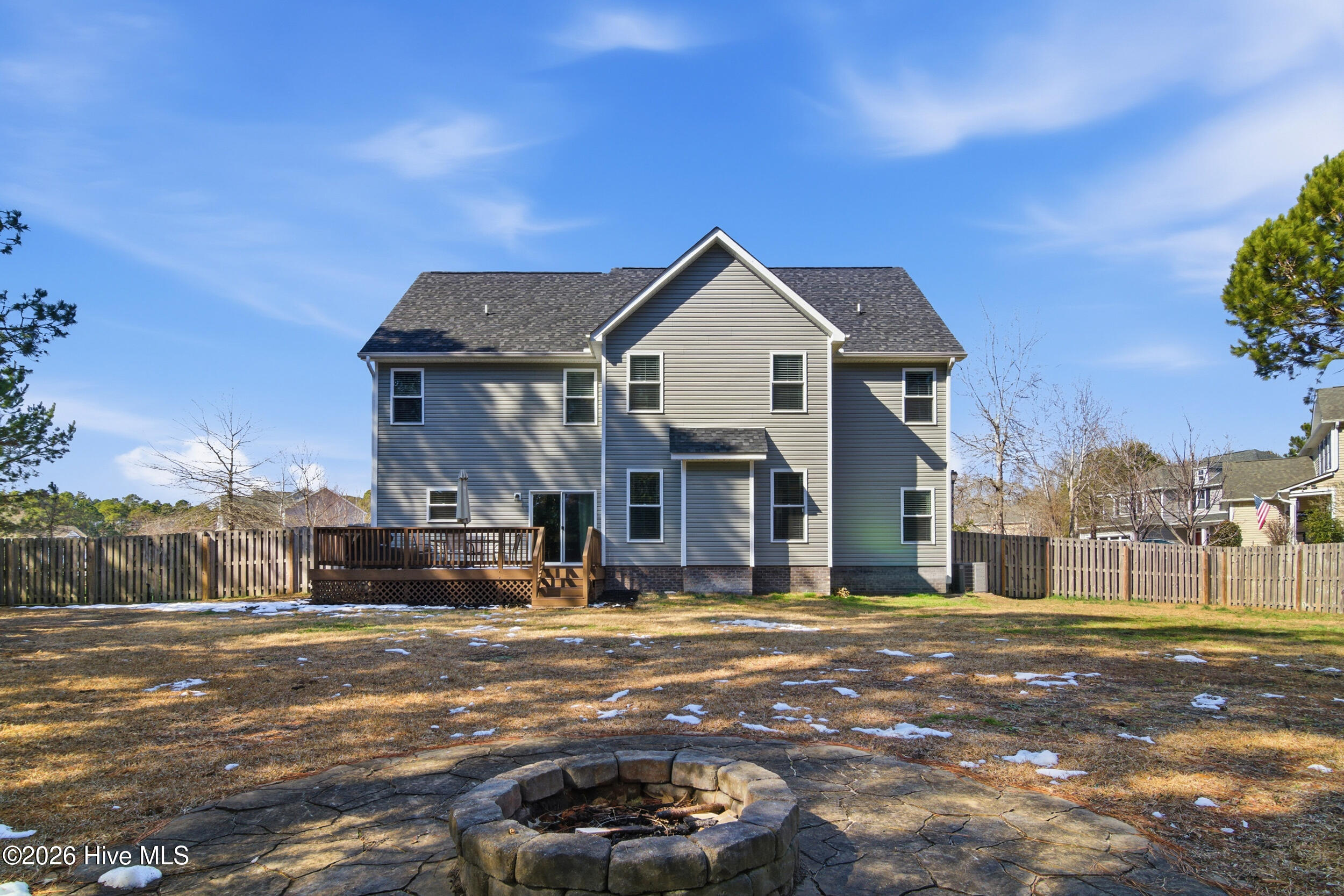 100552695 | Photo 59