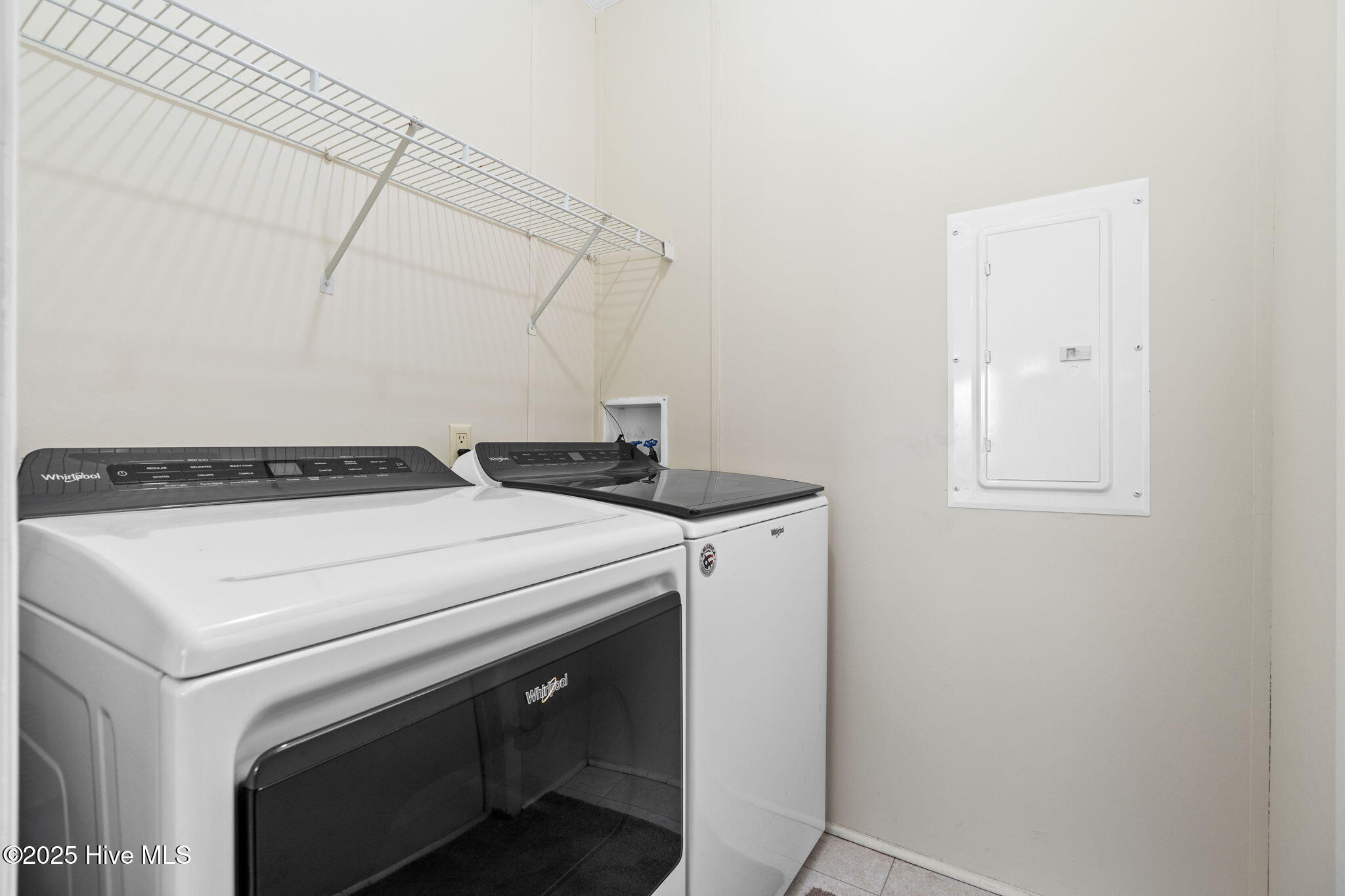 100515279 | Photo 40