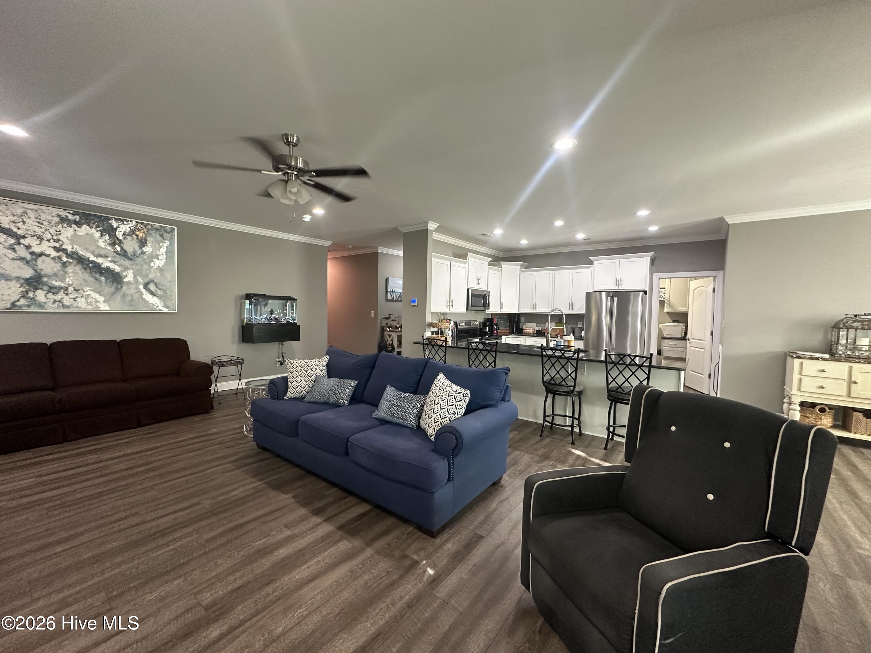 225 Winding Creek Way,Hubert
