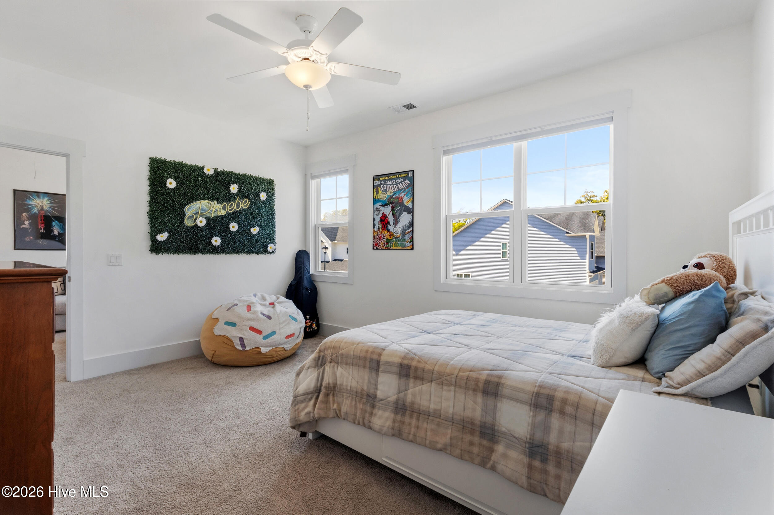 100564391 | Photo 26