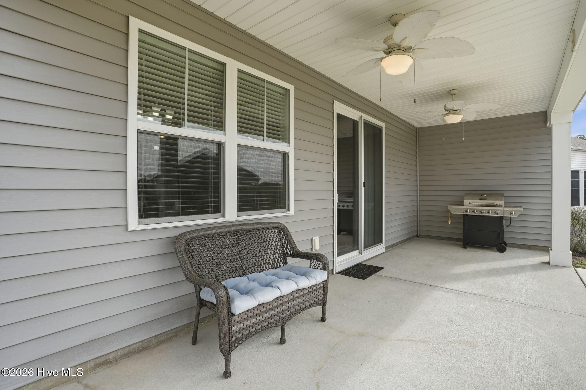 100560462 | Photo 55