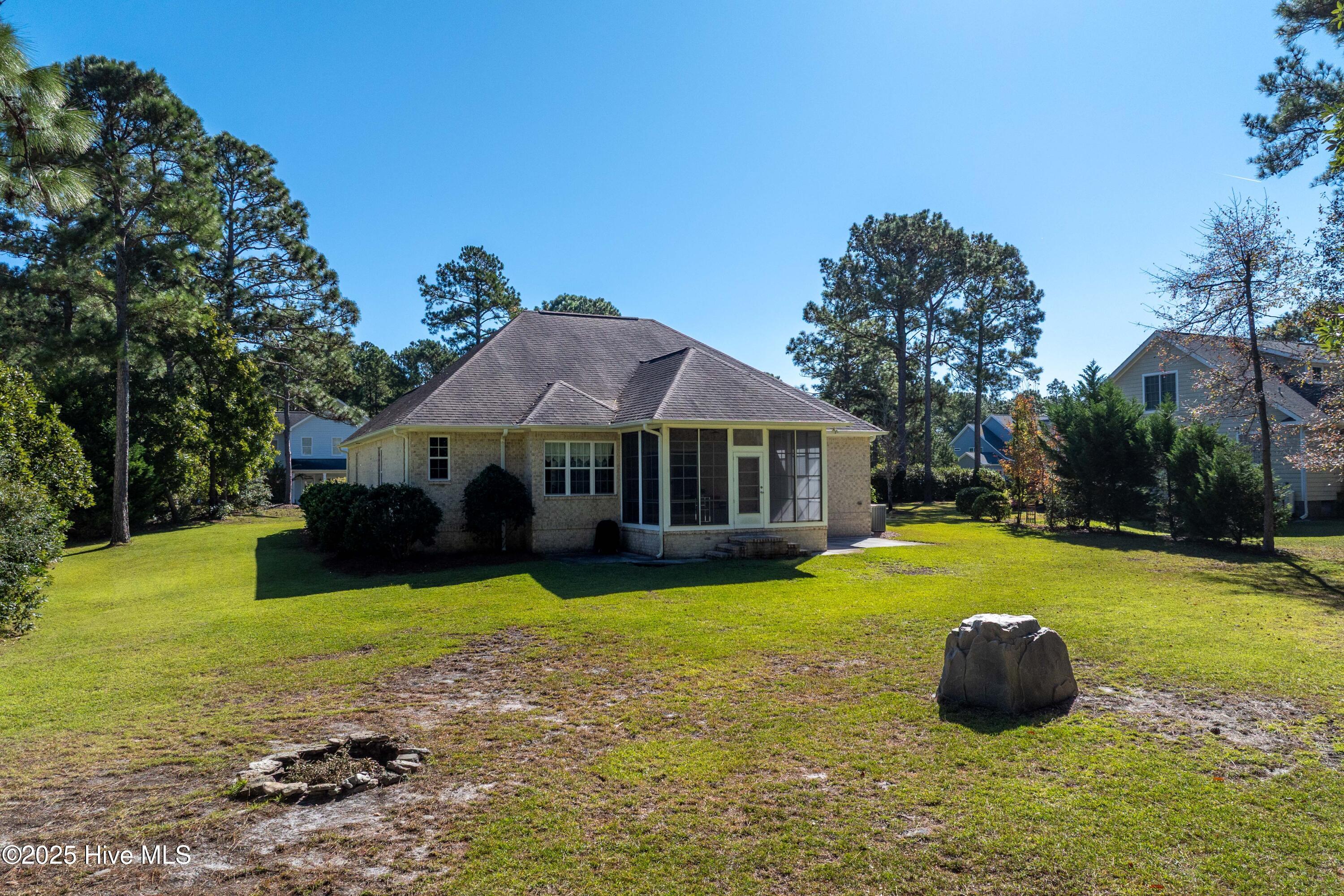 100537657 | Photo 39