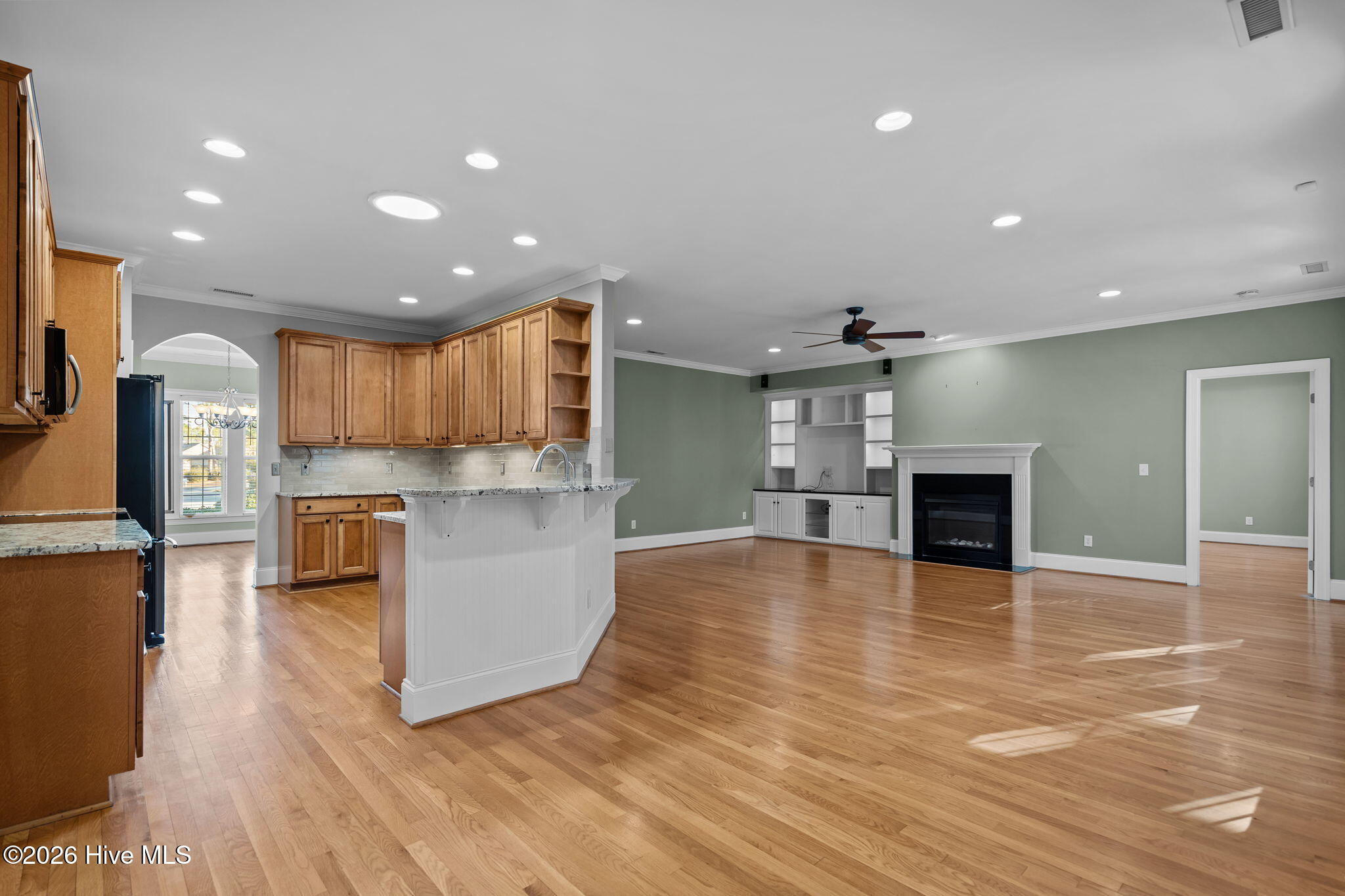 100552731 | Photo 18