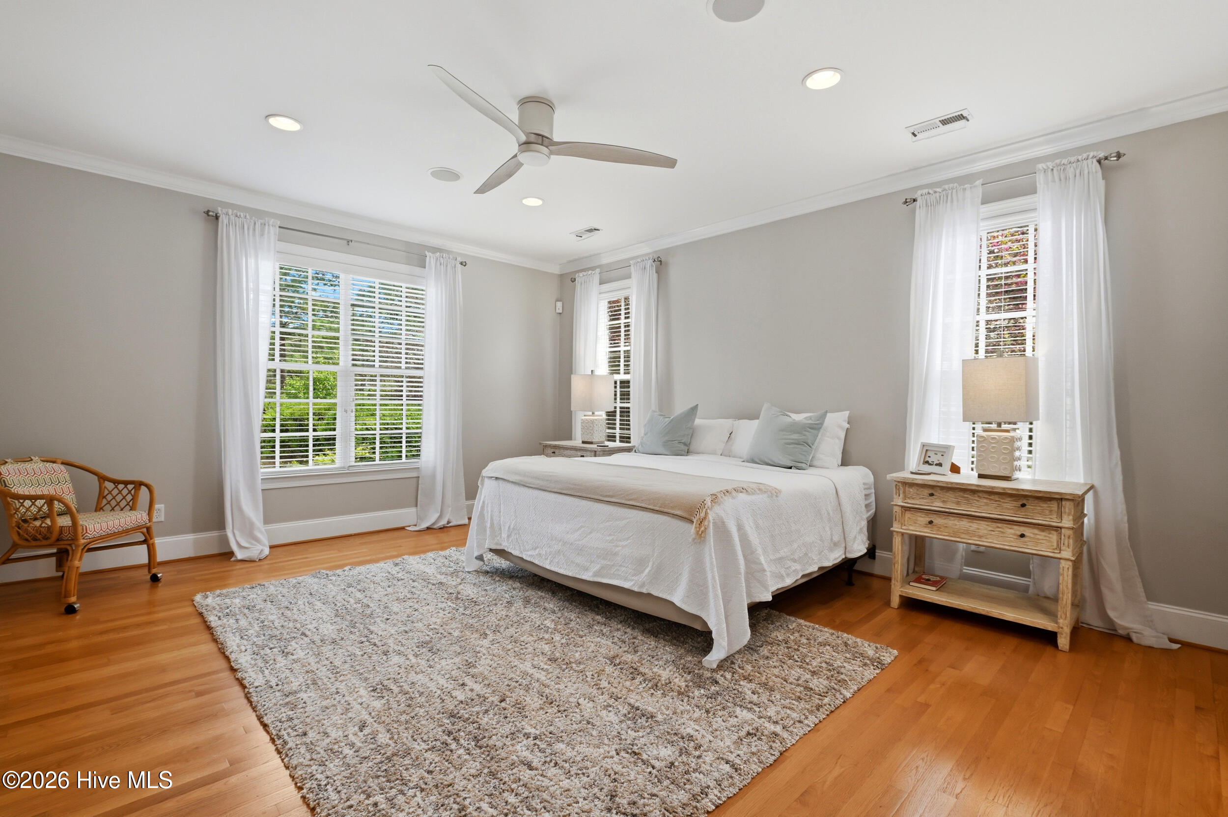 100566106 | Photo 20