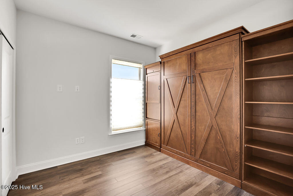 100546286 | Photo 26