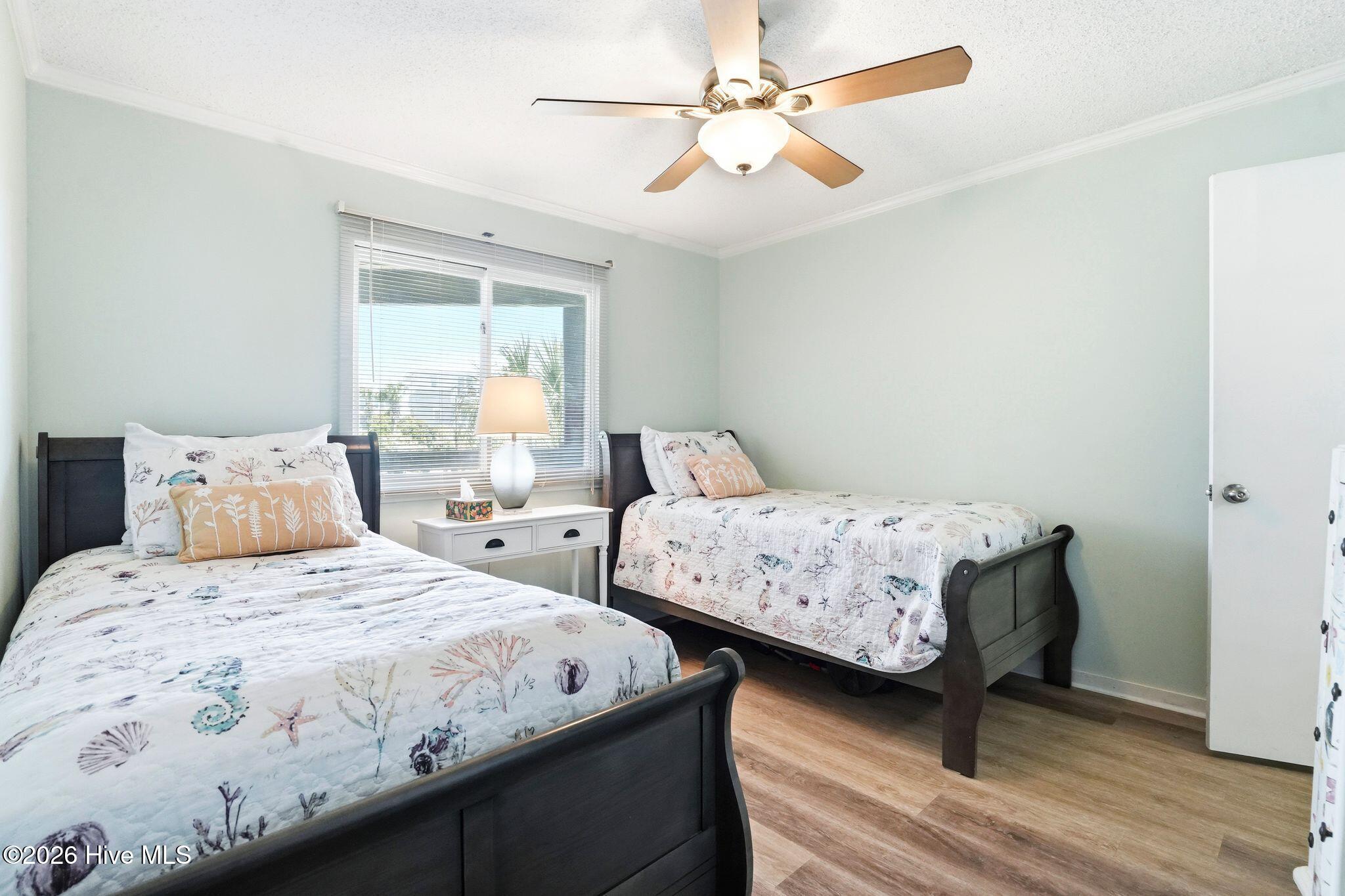 100567622 | Photo 24