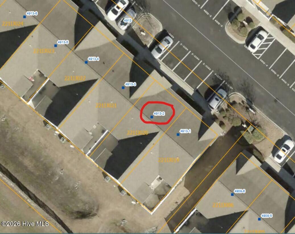 100556175 | Photo 41