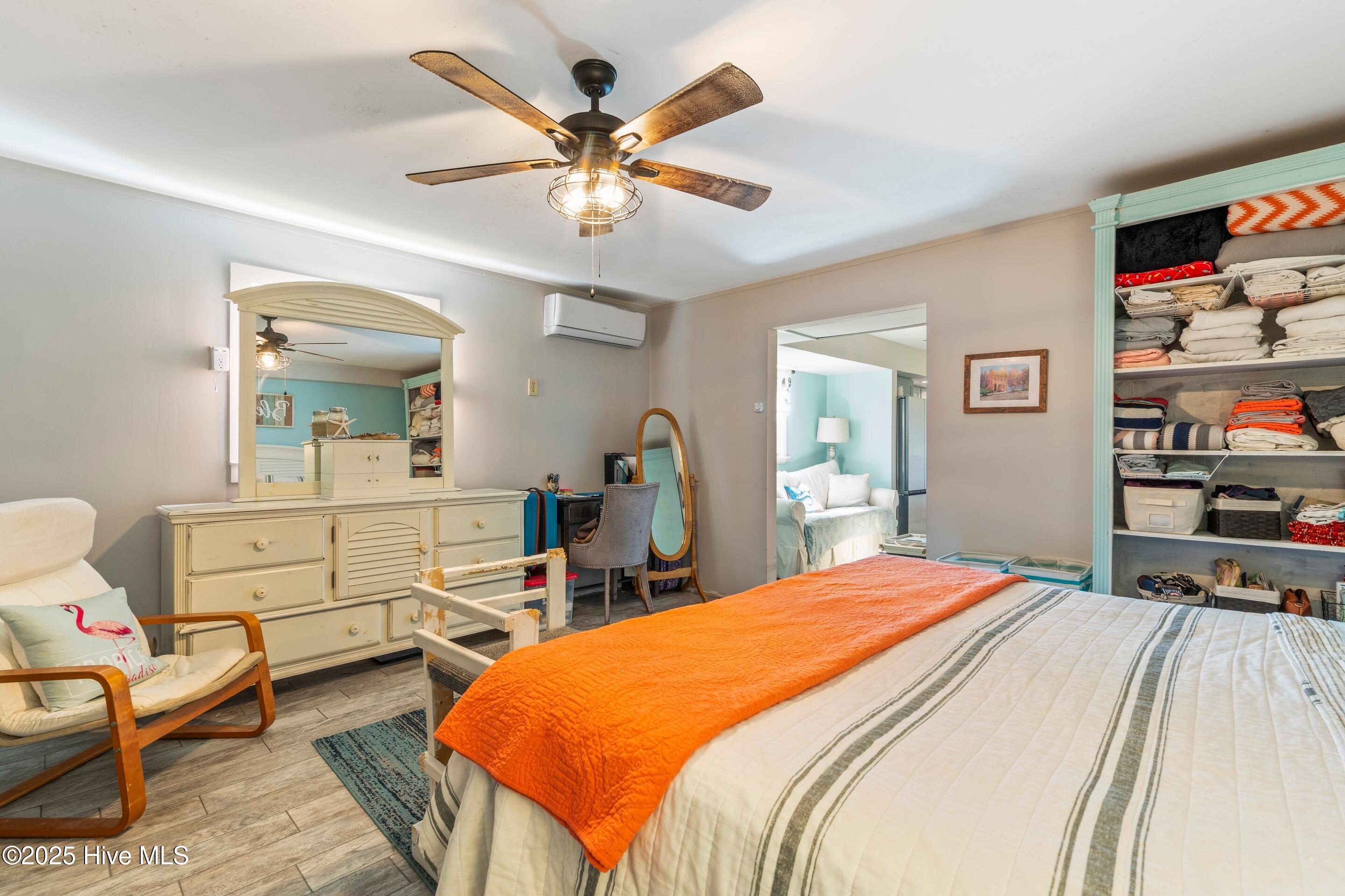 100538312 | Photo 13