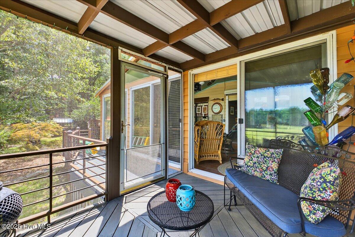 100517839 | Photo 51