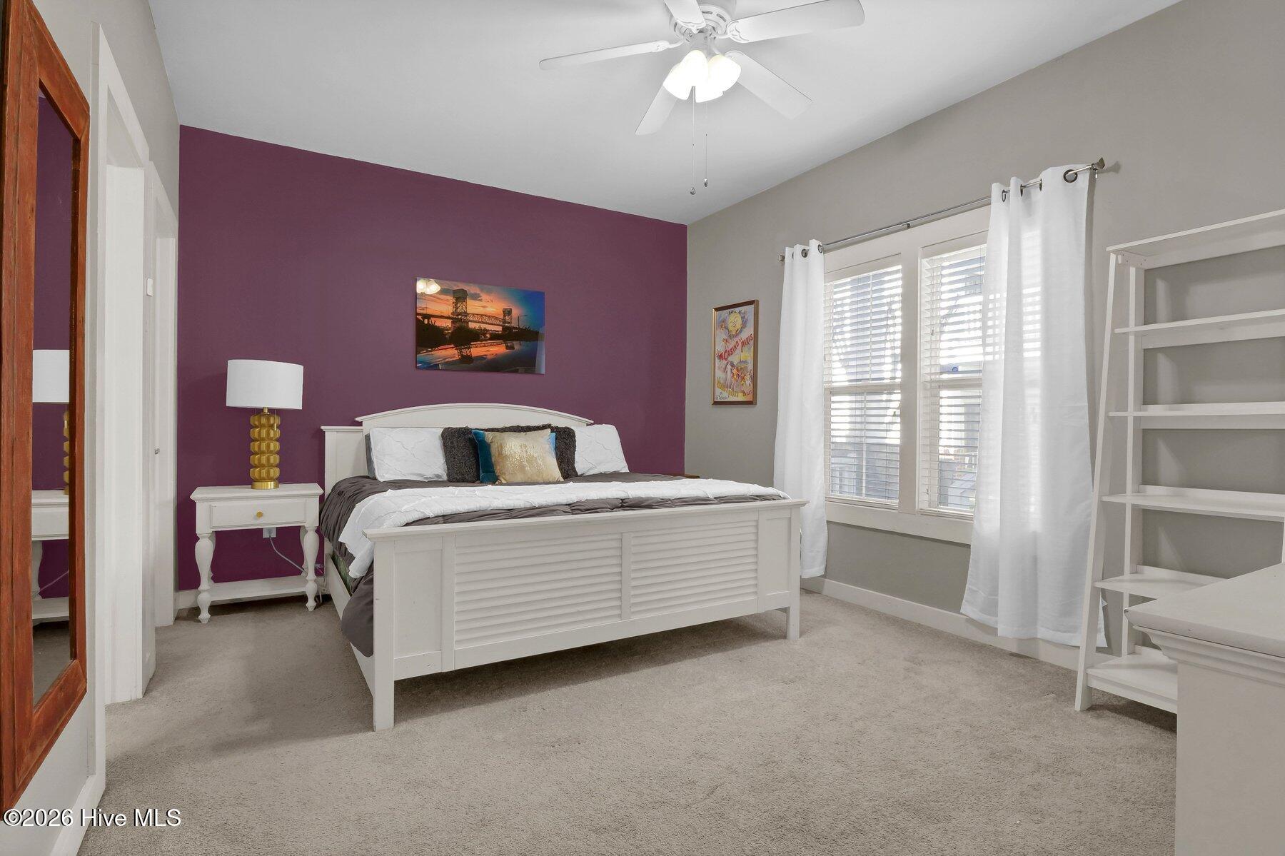 100562227 | Photo 14