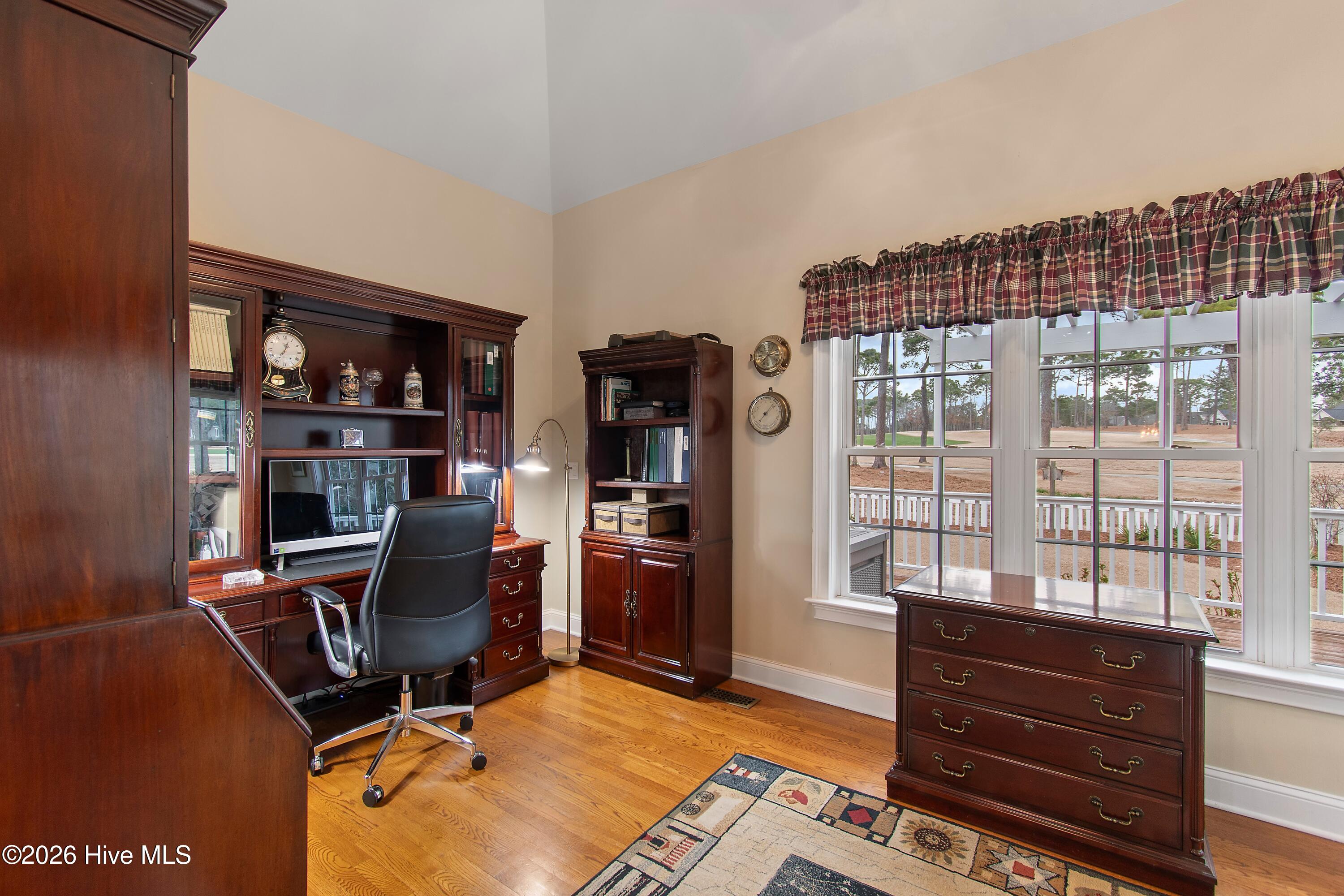 100557471 | Photo 20