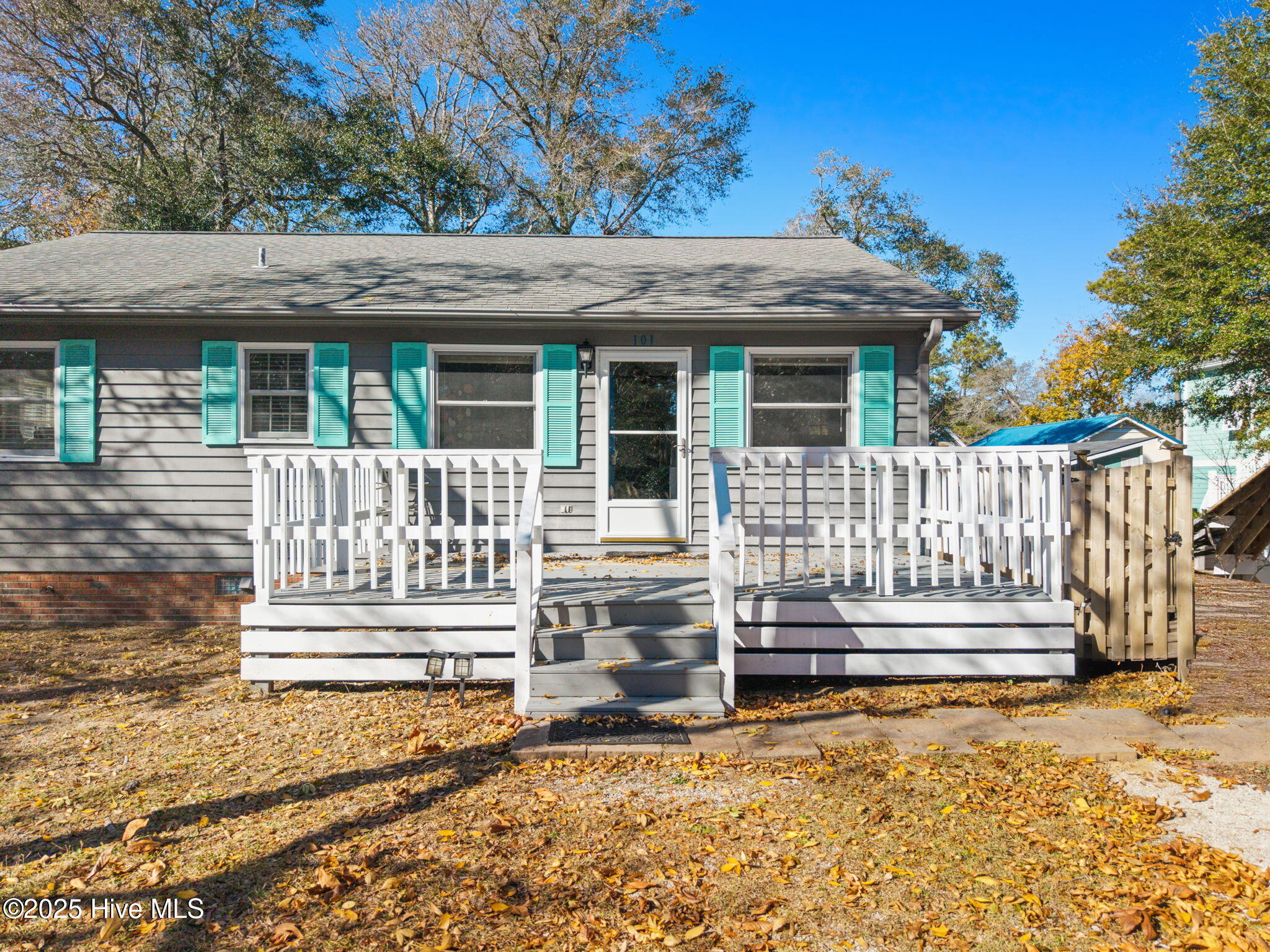 100543904 | Photo 14