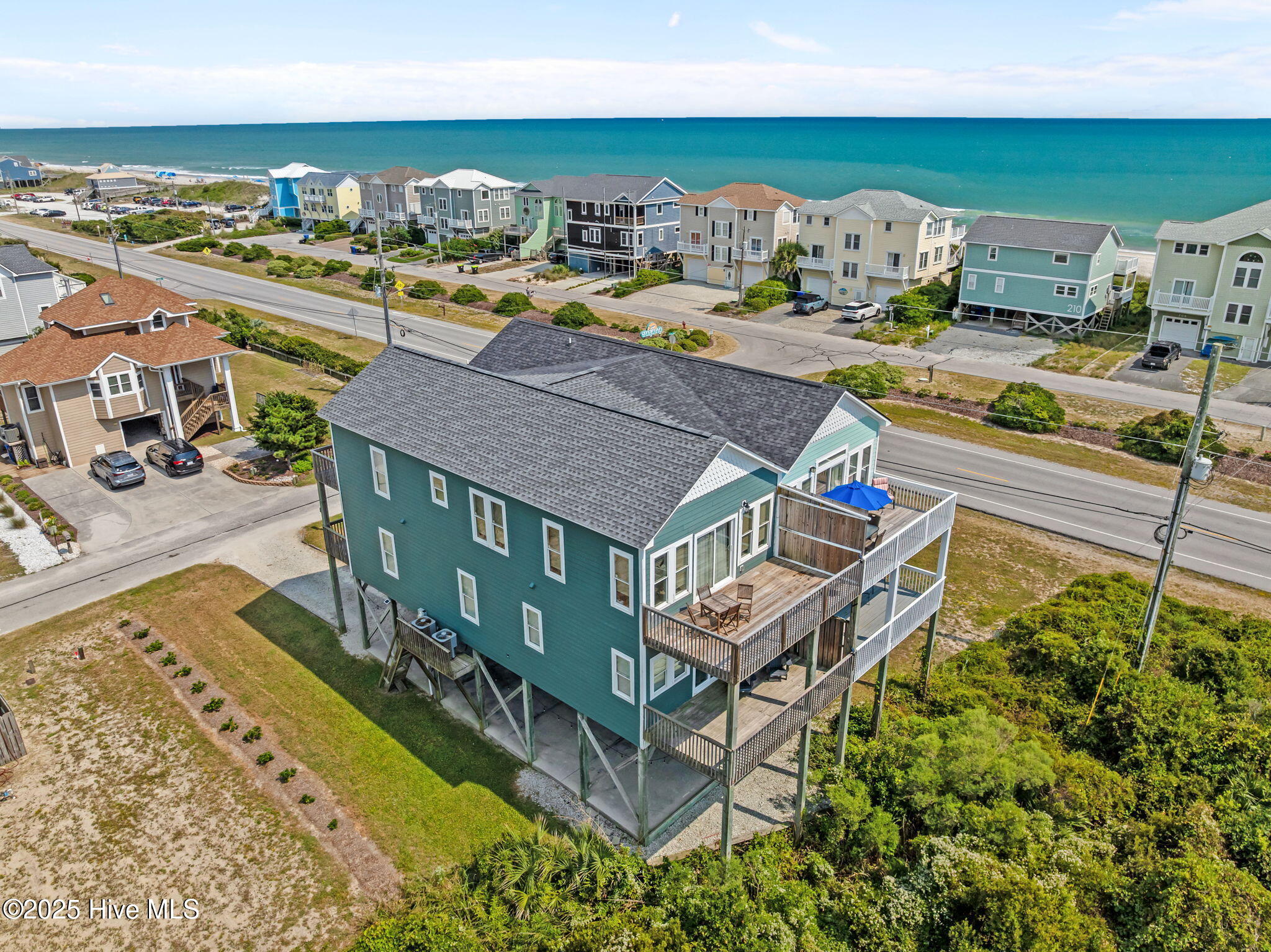 100538921 | Photo 25