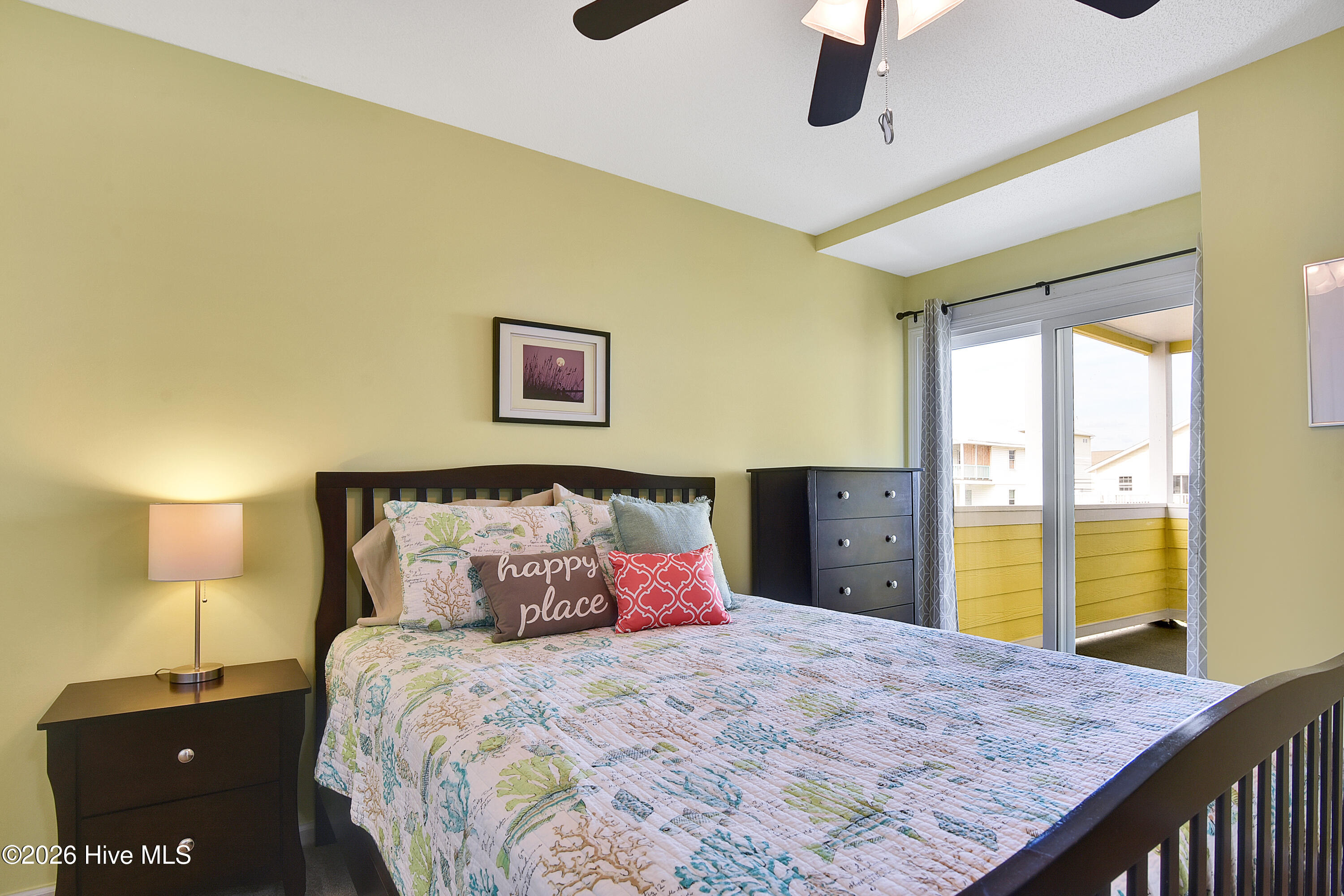 100555375 | Photo 28