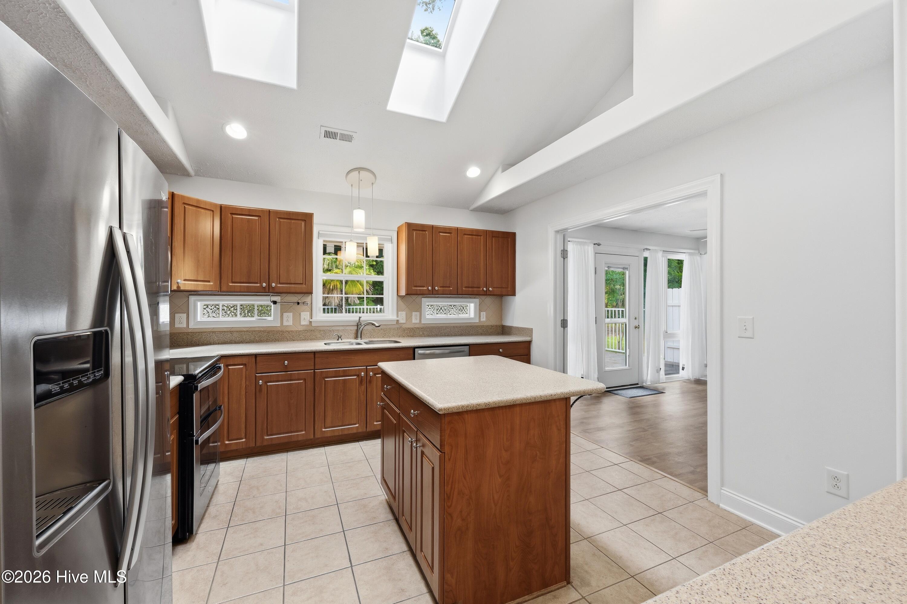 320 Neuchatel Road,New Bern