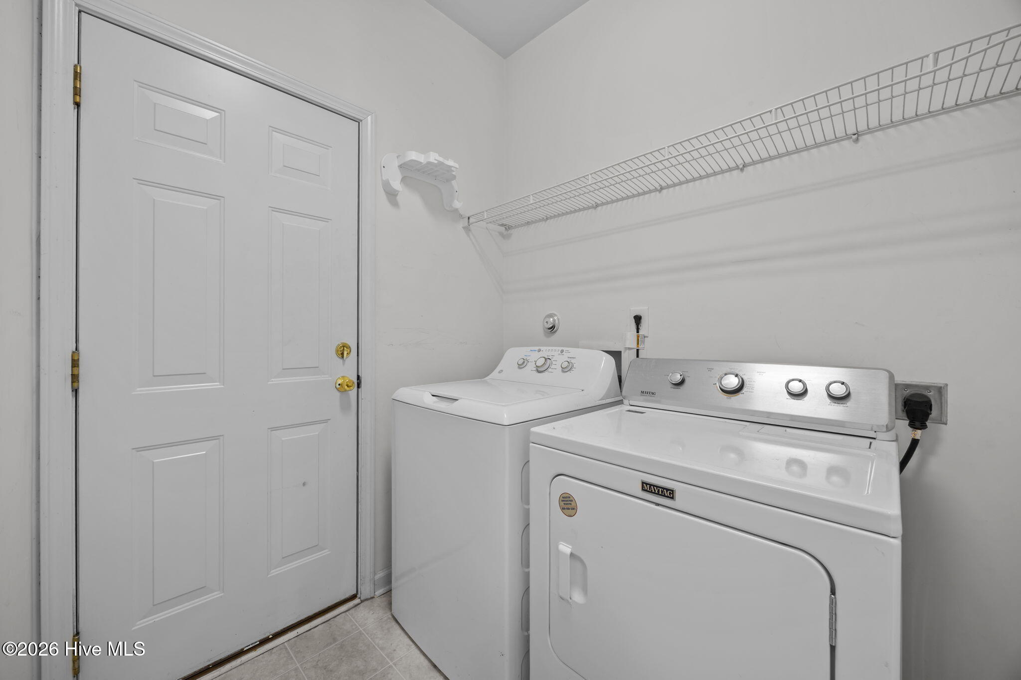 100549606 | Photo 33