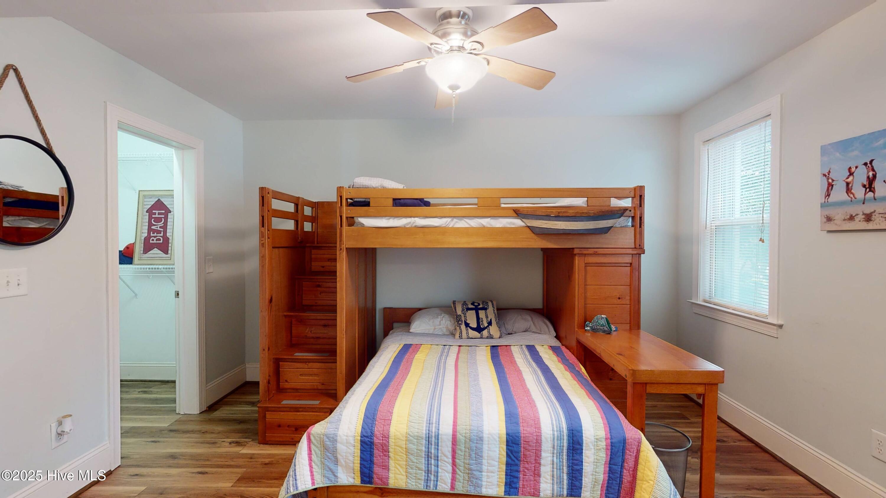 100544157 | Photo 41