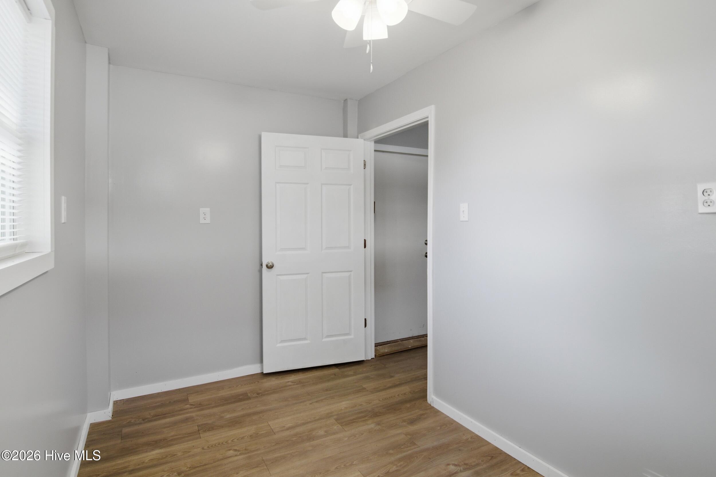 100552555 | Photo 34