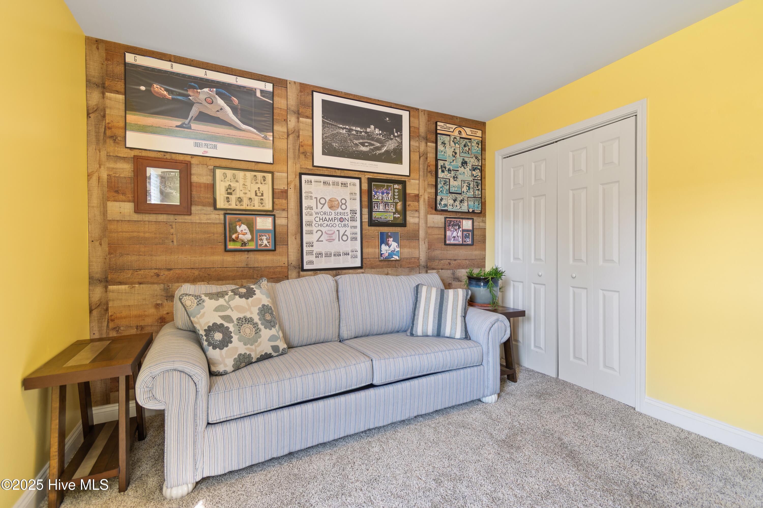 100526864 | Photo 32