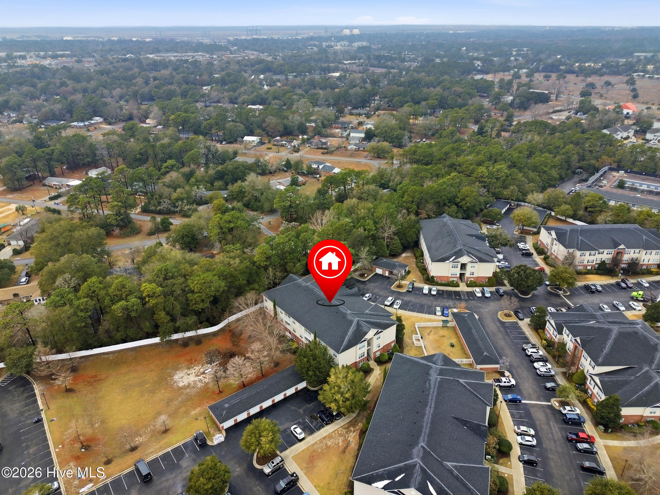 100553296 | Photo 34