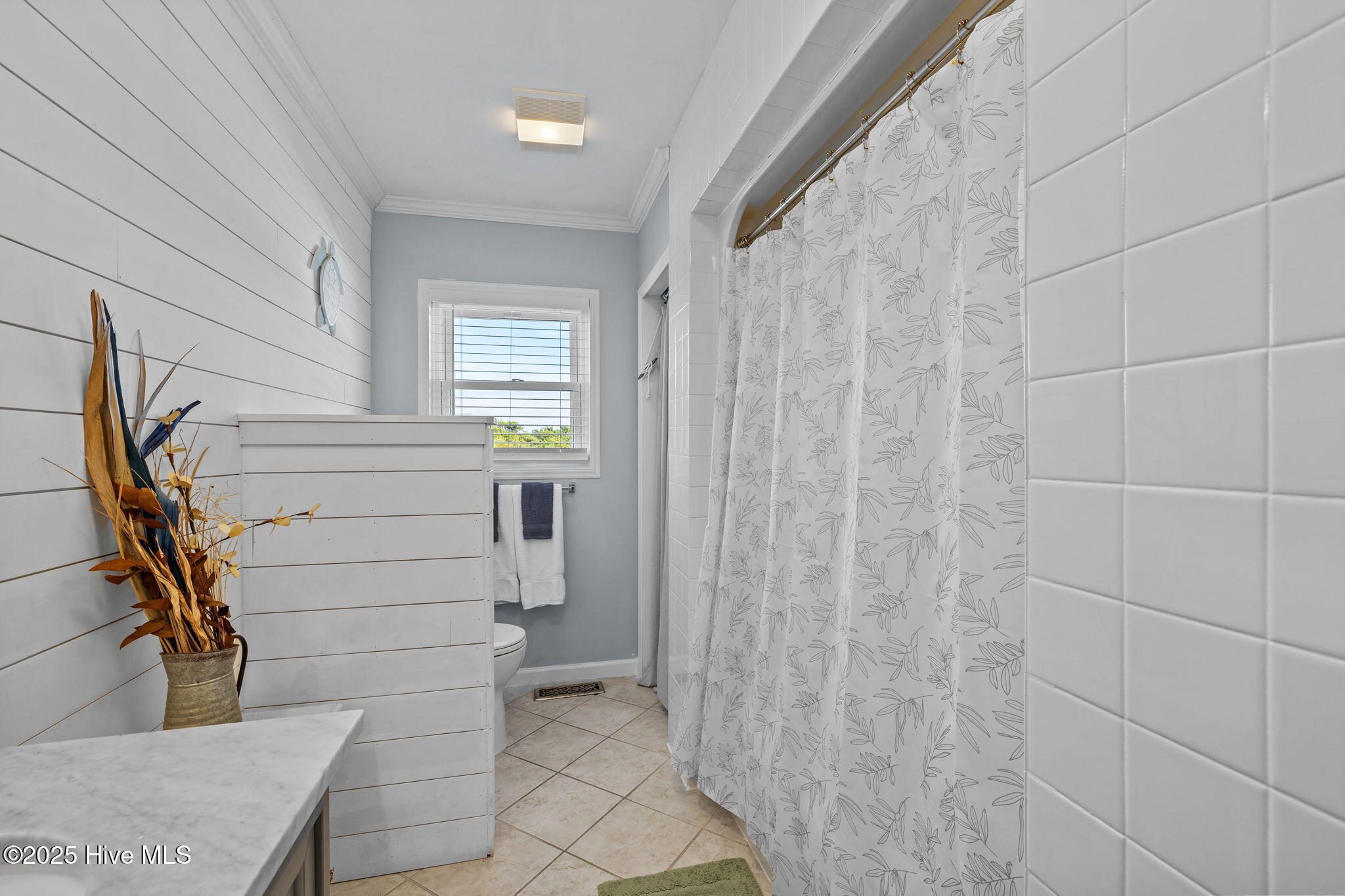 205 Barefoot Lane, Atlantic Beach, NC, 28512