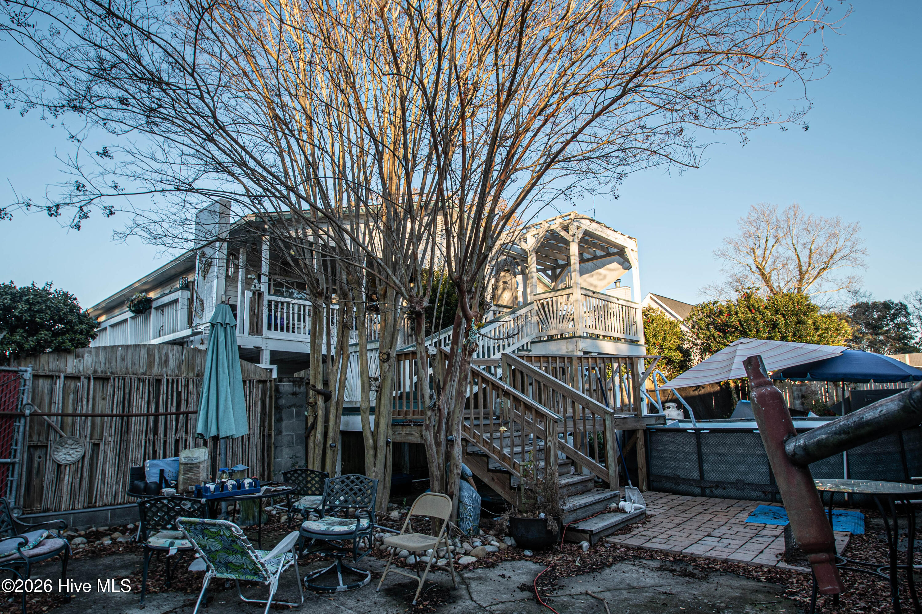 100554642 | Photo 33