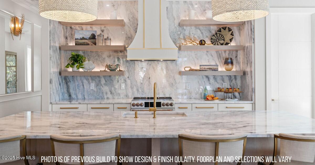 100516675 | Photo 14