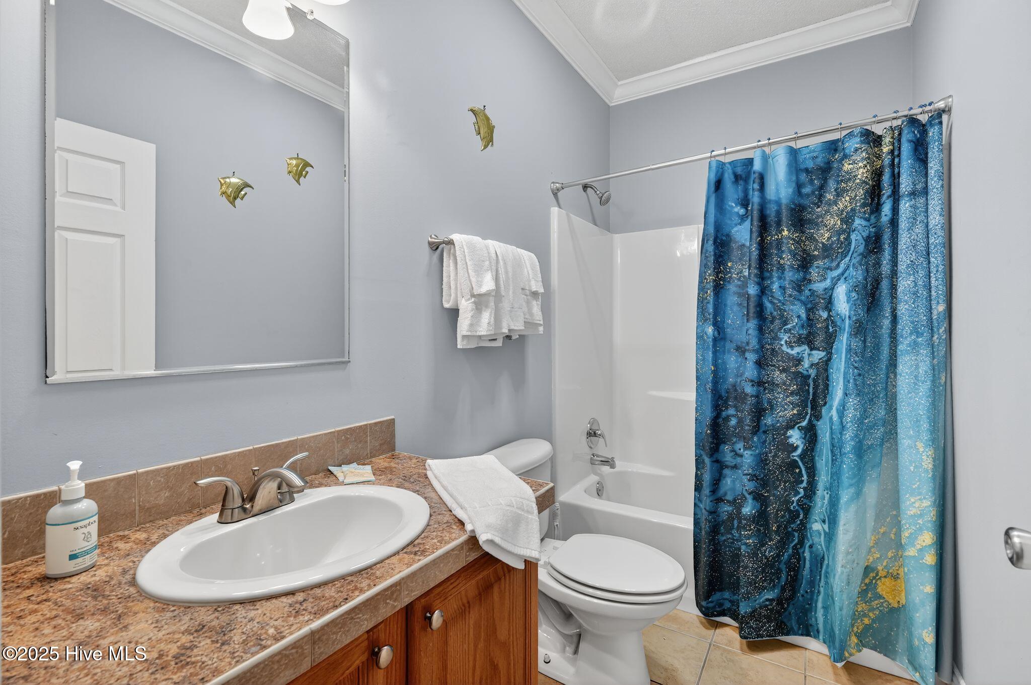 100540046 | Photo 28