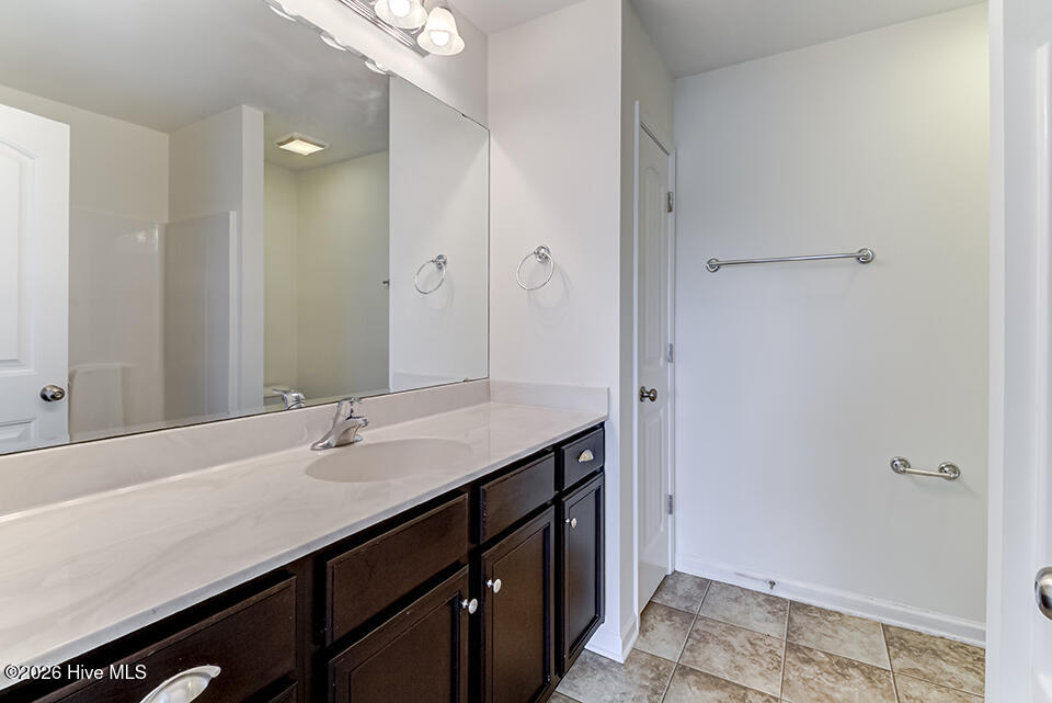 100559193 | Photo 21