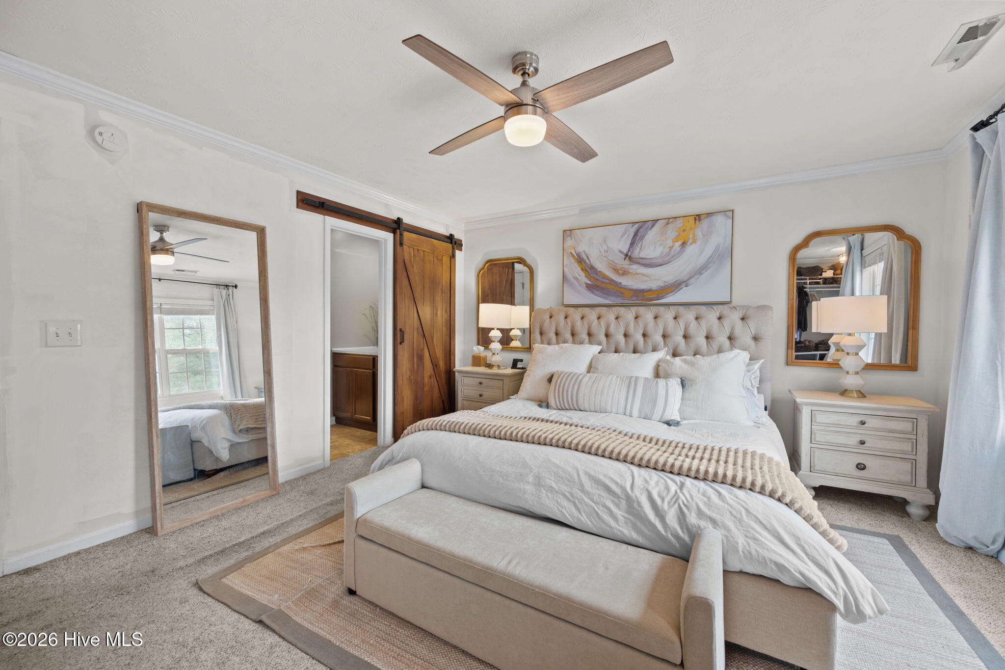 100557121 | Photo 26