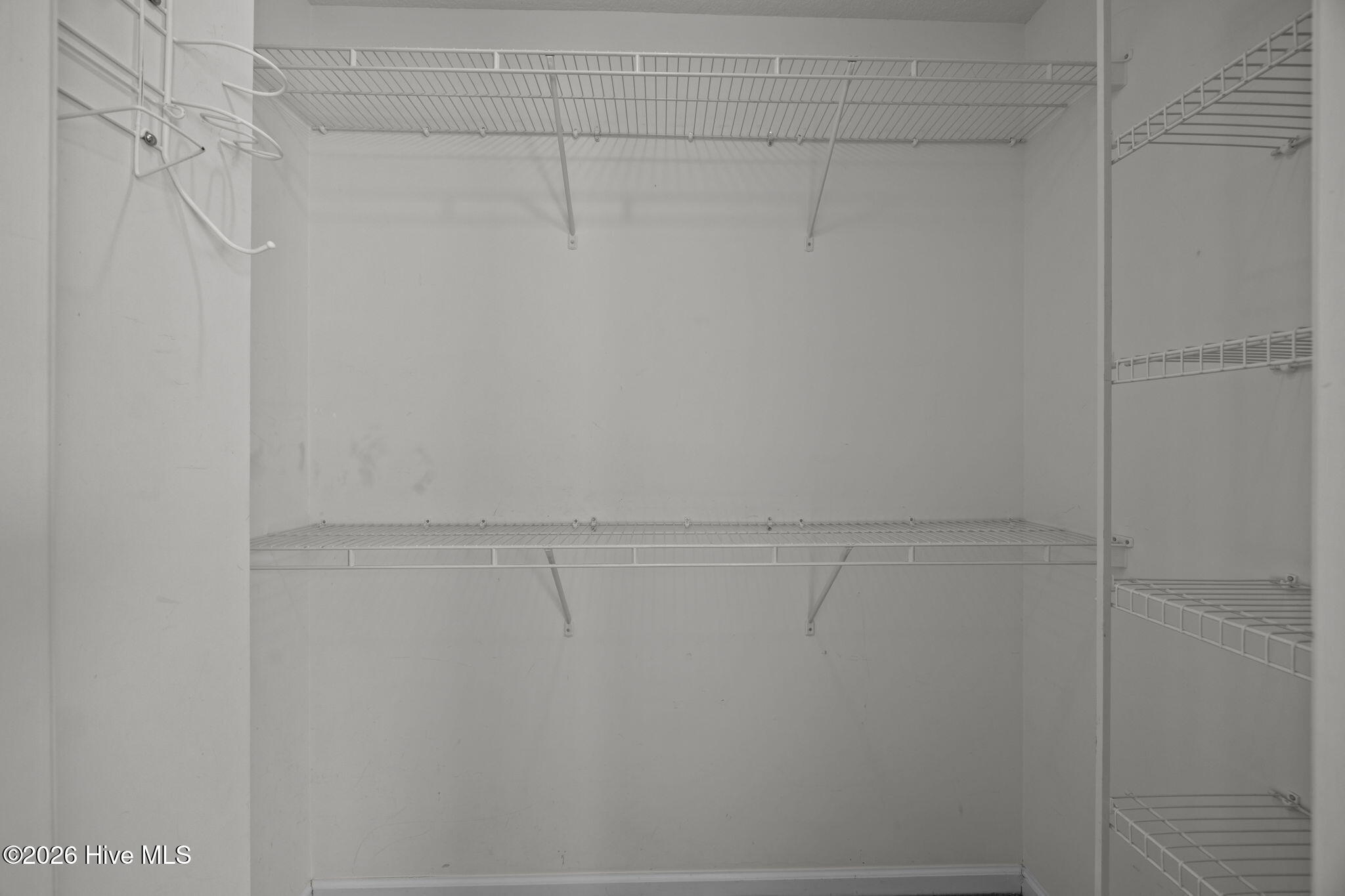 100544757 | Photo 18