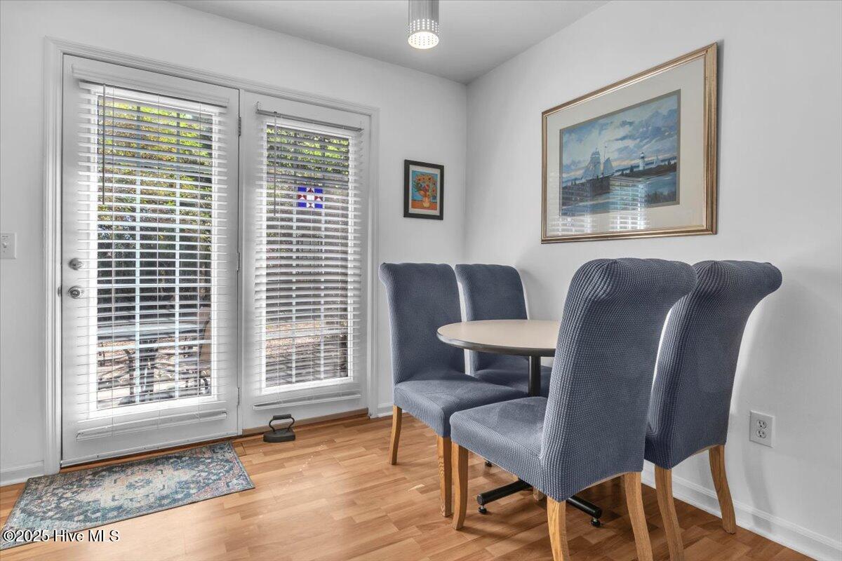 100532549 | Photo 13