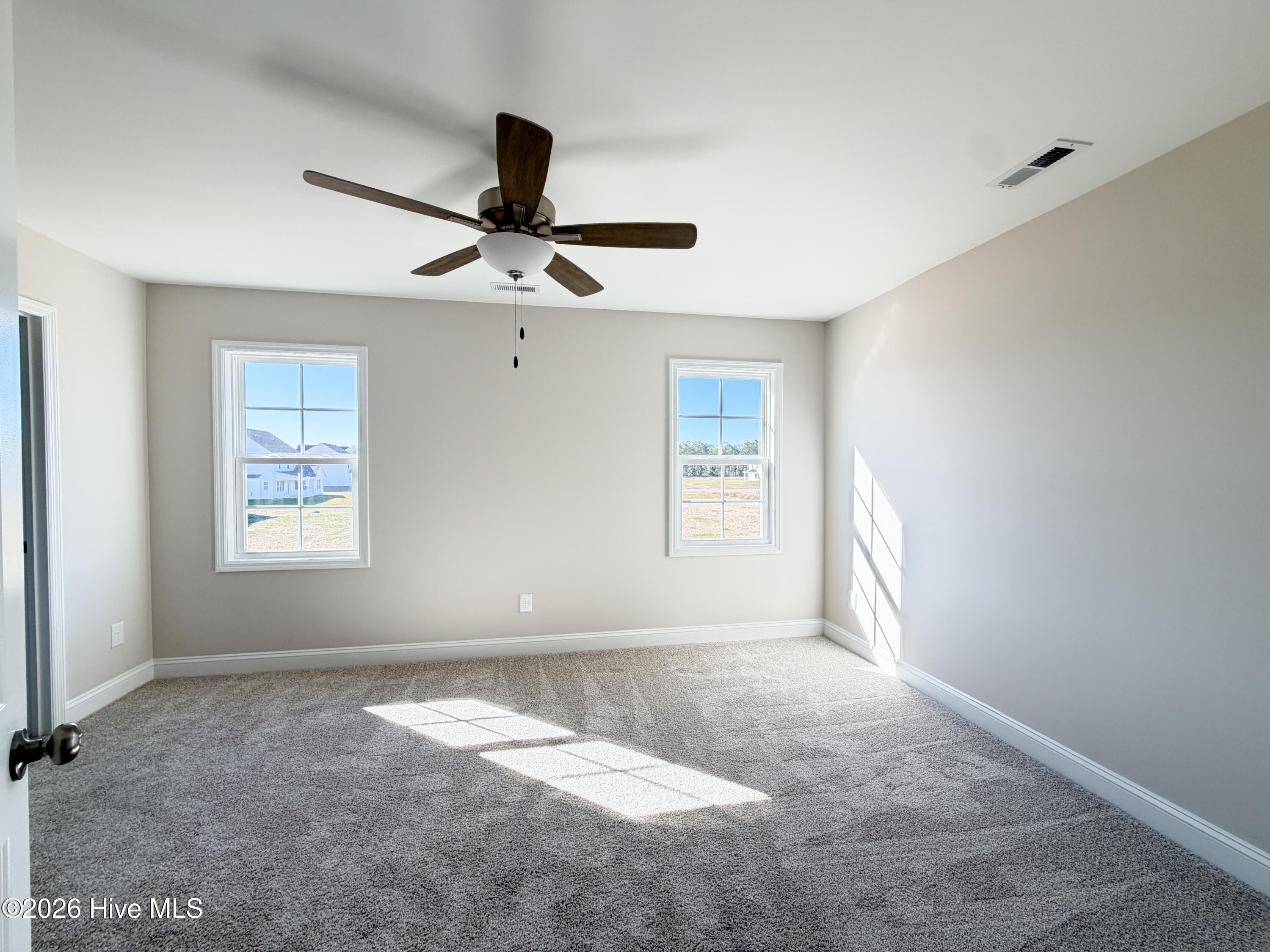 100551554 | Photo 17