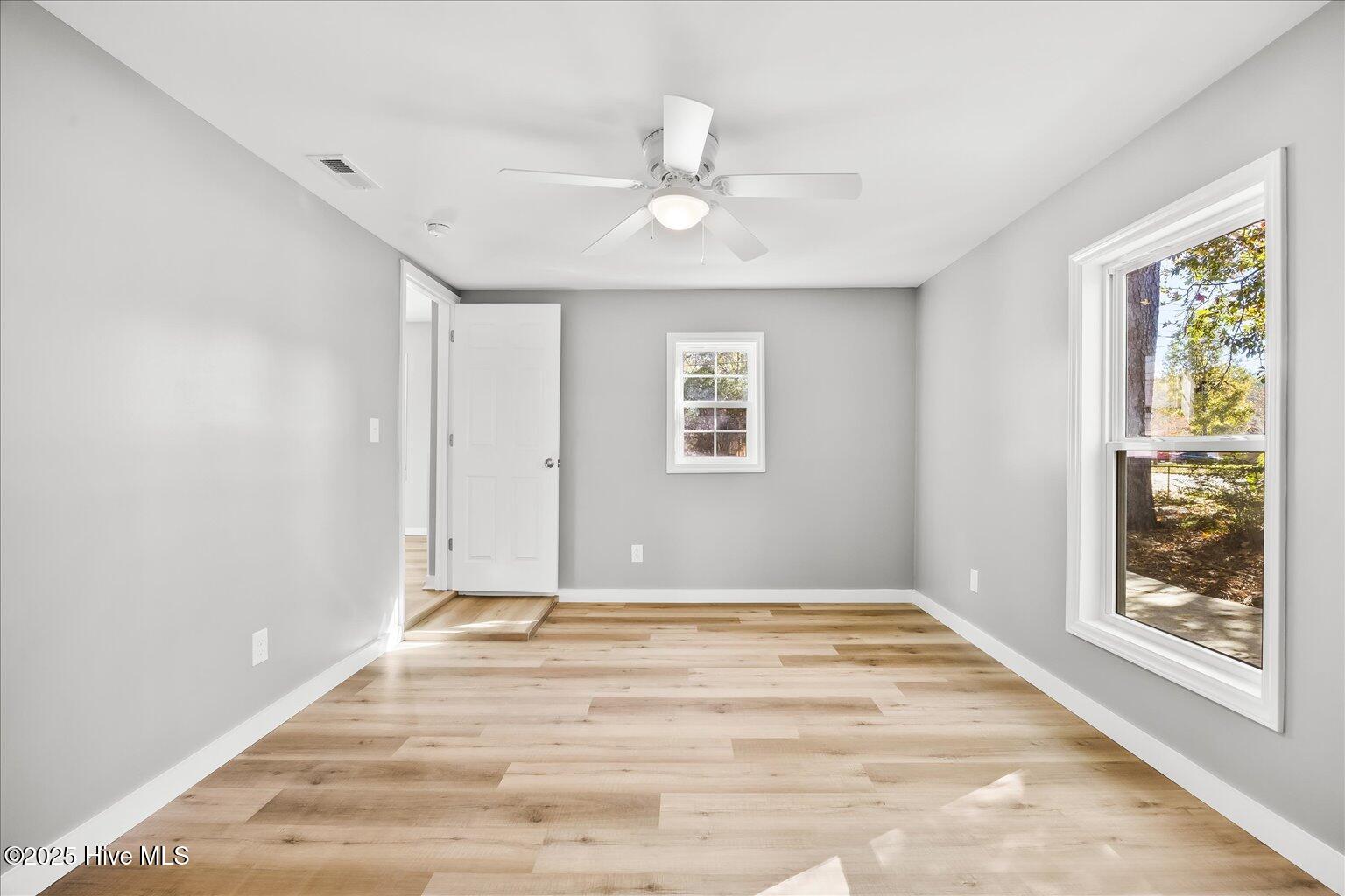 312 Sherwood Road, Jacksonville, NC 28540 – photo 18: 29-IMG_2035
