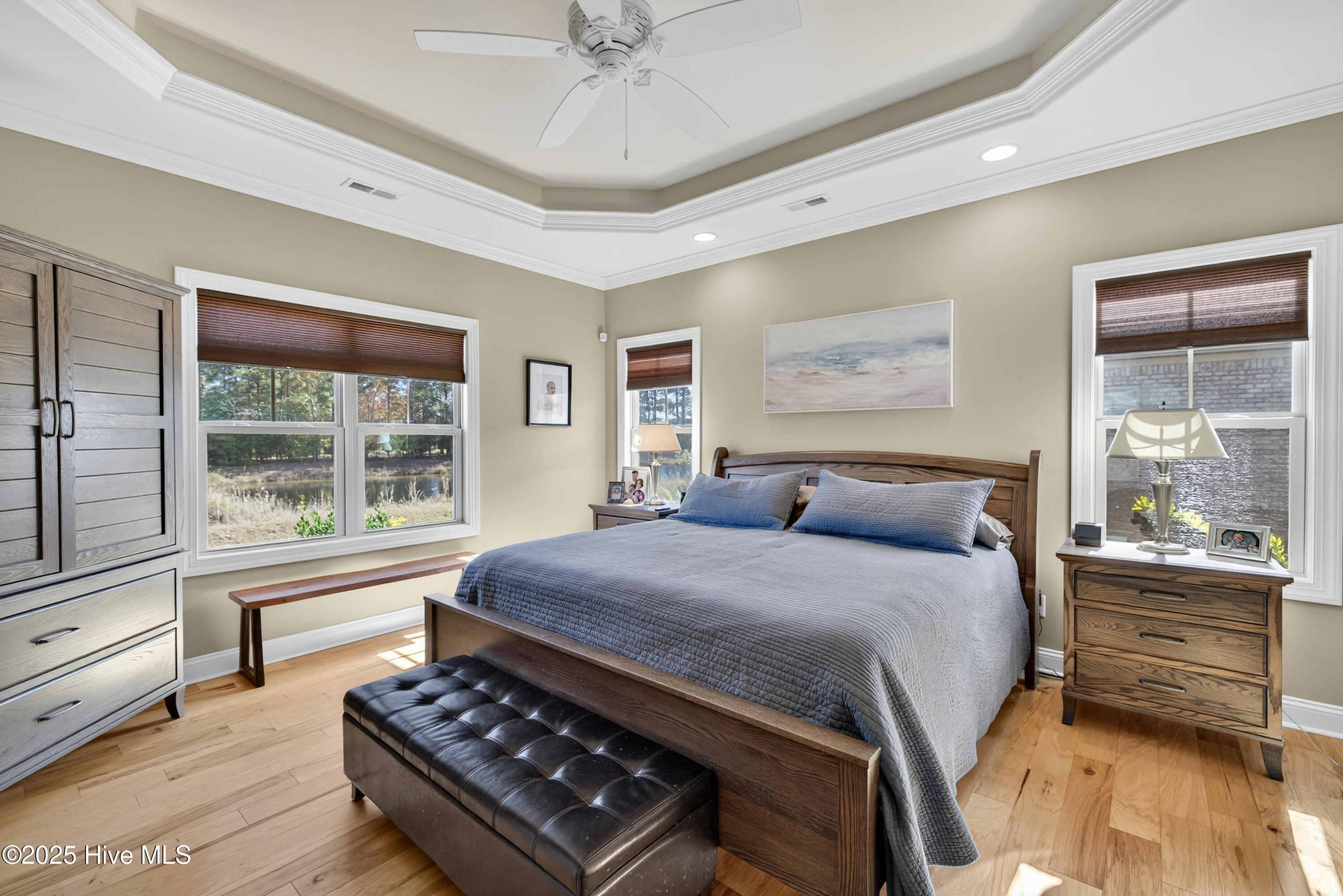 100541240 | Photo 26