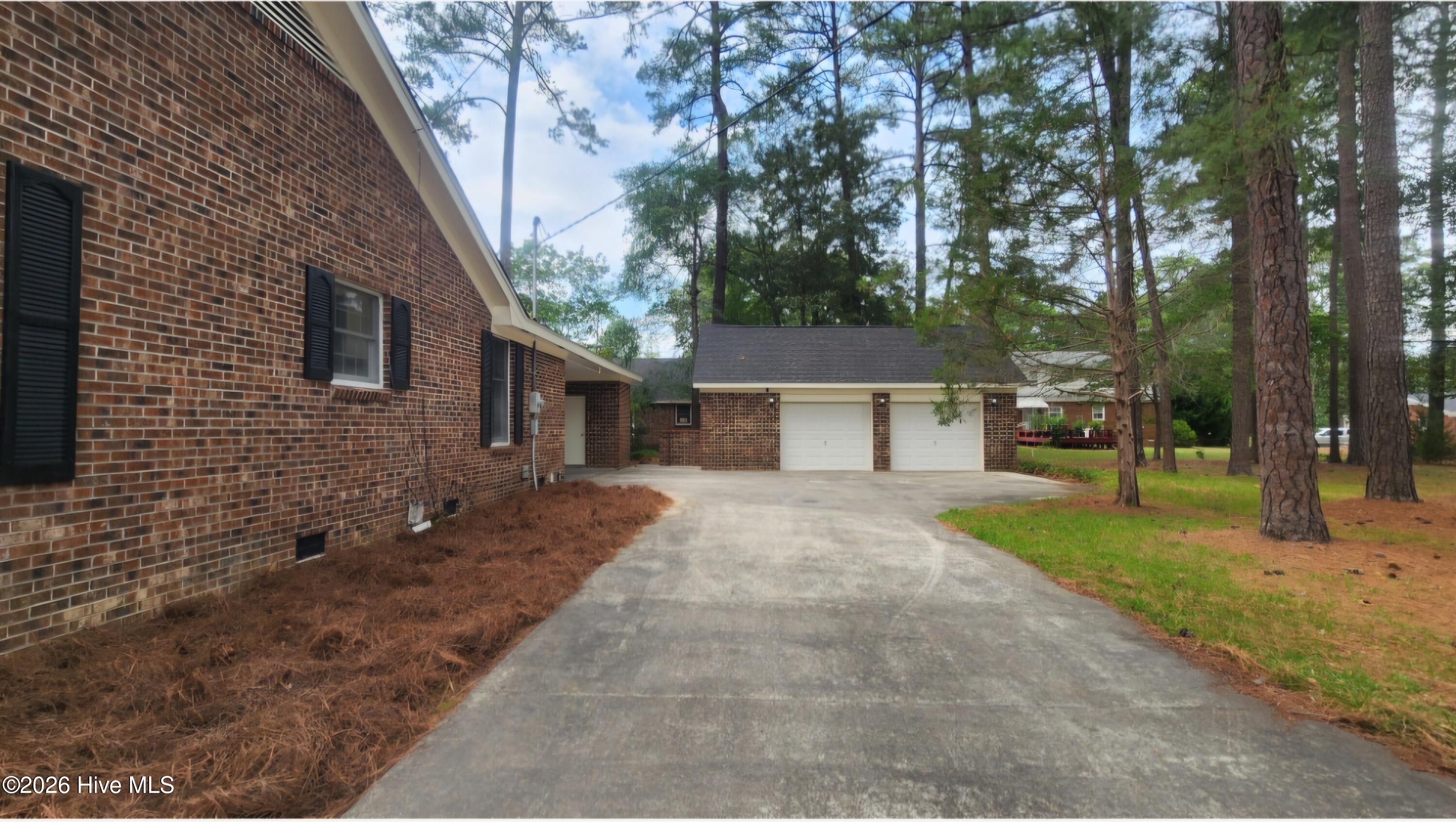 Homes for sale in Tarboro, NC | 2012 Lydia Dr, Tarboro, NC 27886 | MLS# 100582575