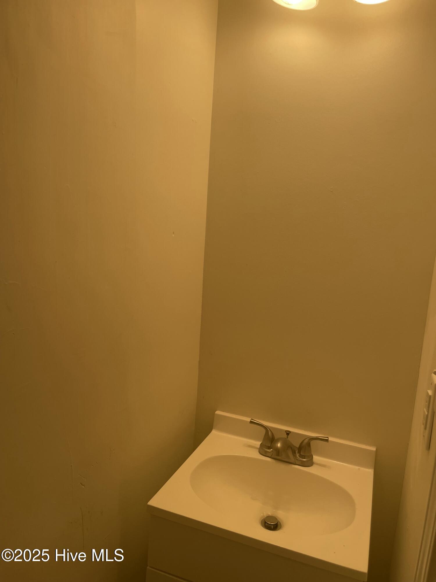 Homes for sale in Wilson, NC | 2214 Banks Ln E, Wilson, NC 27893 | MLS# 100490480