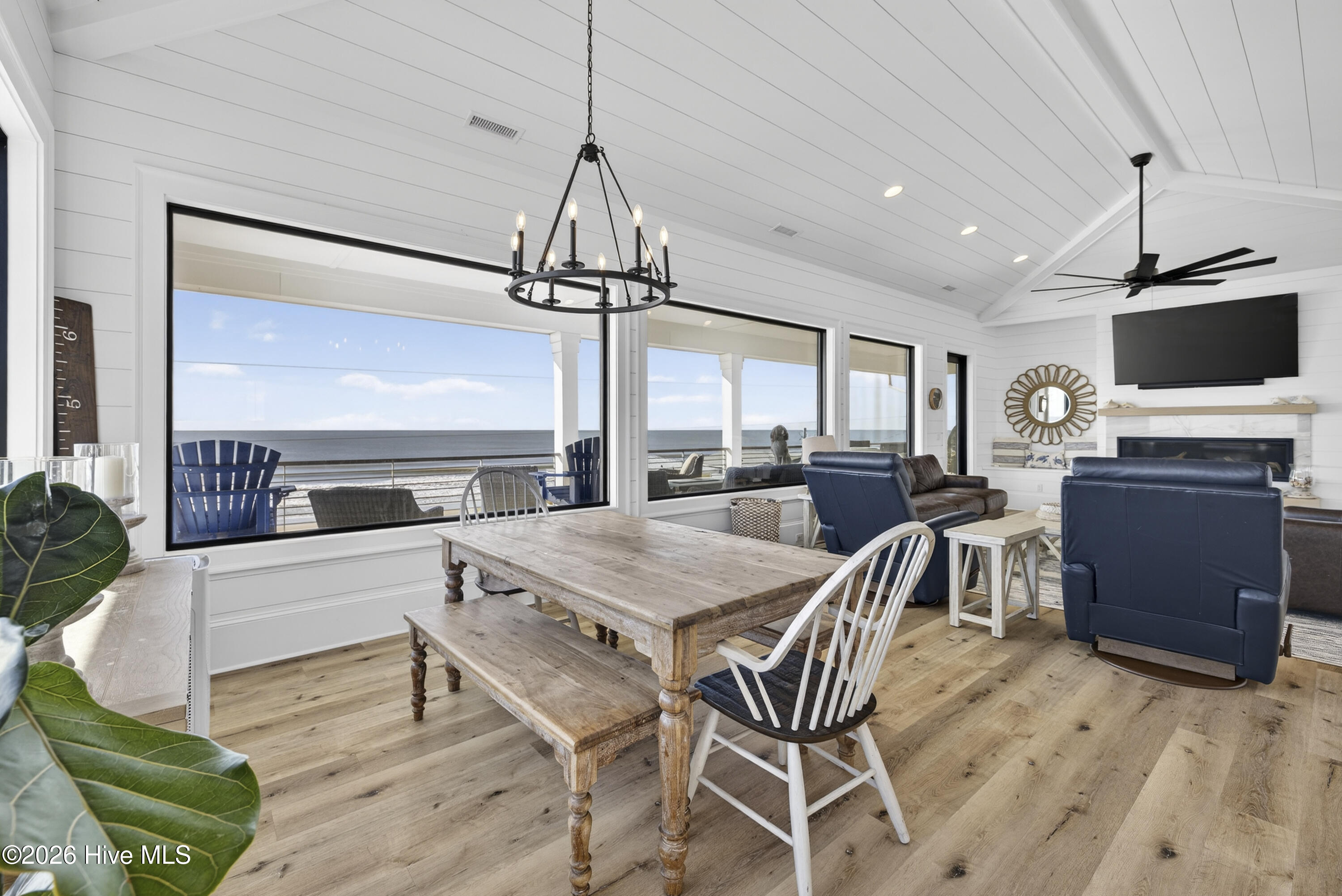 1423 N Shore Drive, Surf City, NC, 28445