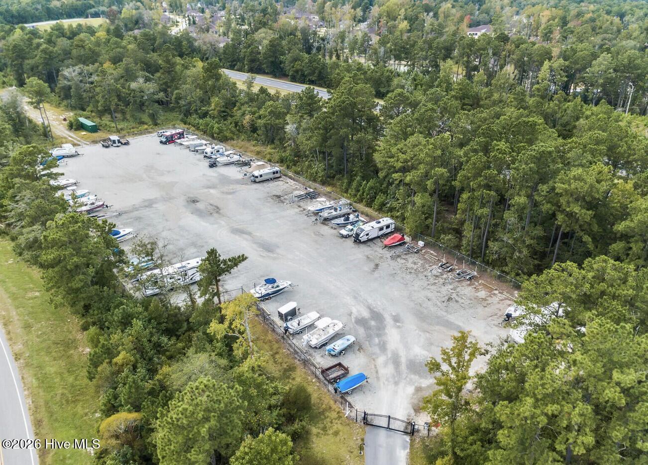 100558541 | Photo 96