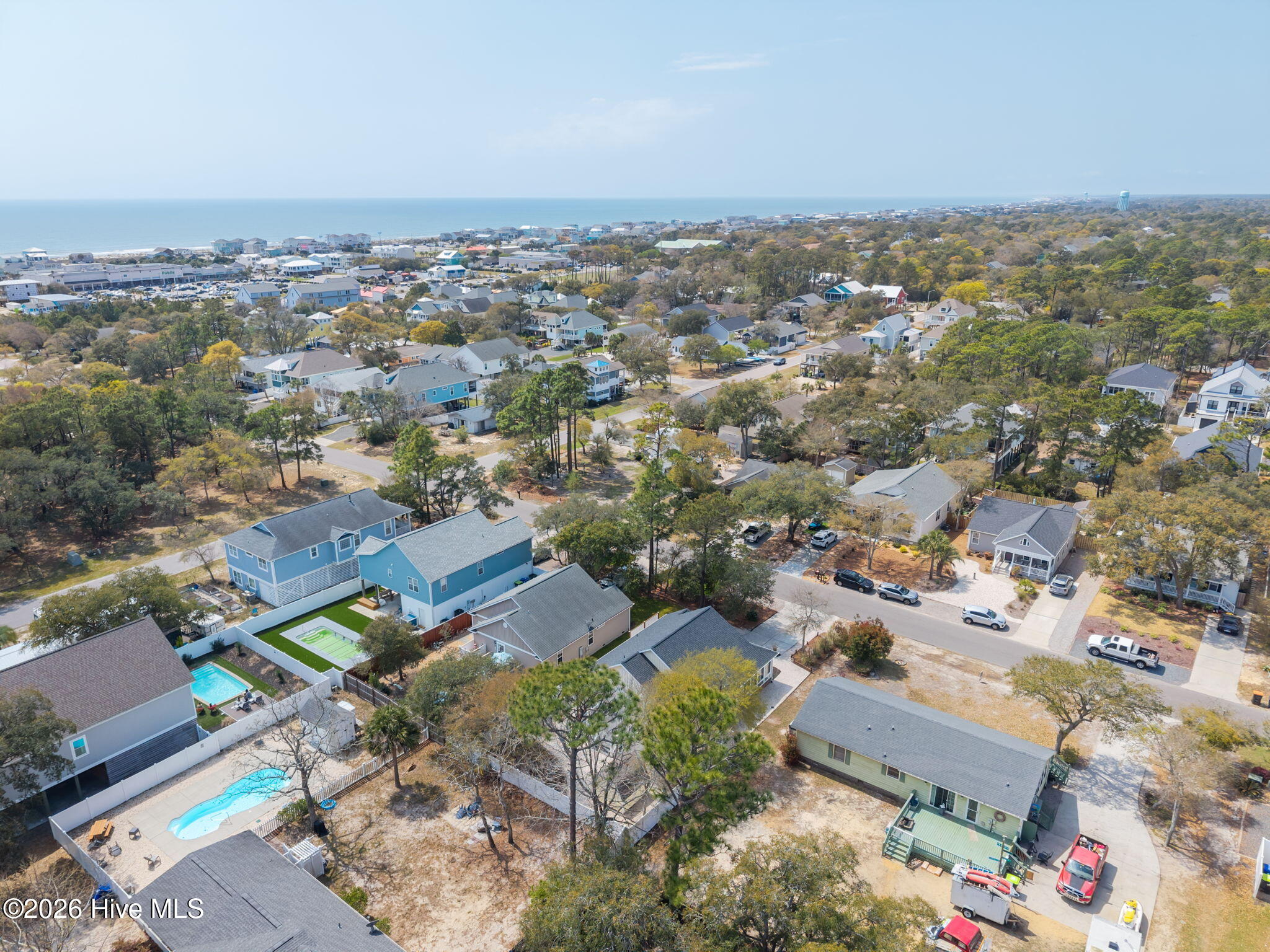 100566759 | Photo 42